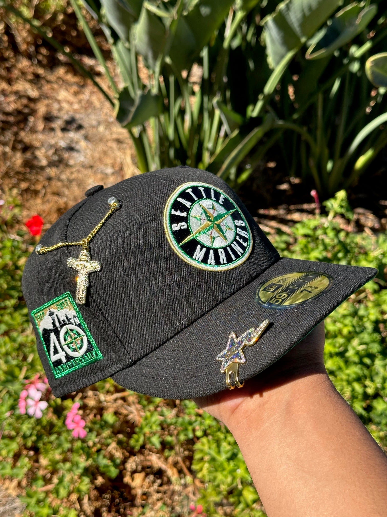 NEW ERA EXCLUSIVE COLOR REFRESH SEATTLE MARINERS 40TH outlets ANNIVERSARY FITTED HAT