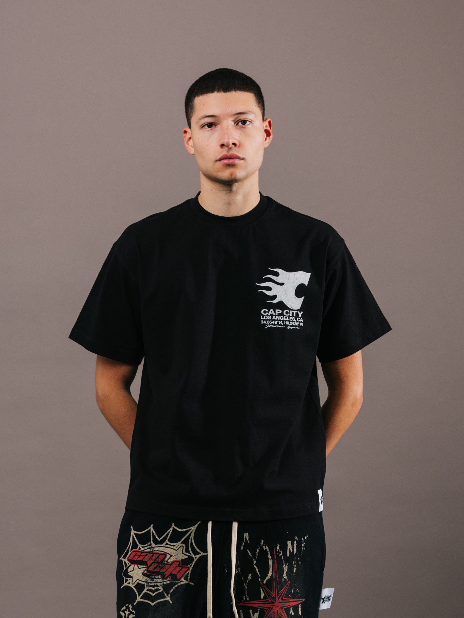 EXCLUSIVE CLUB BLACK “CAP CITY” OVERSIZED TEE