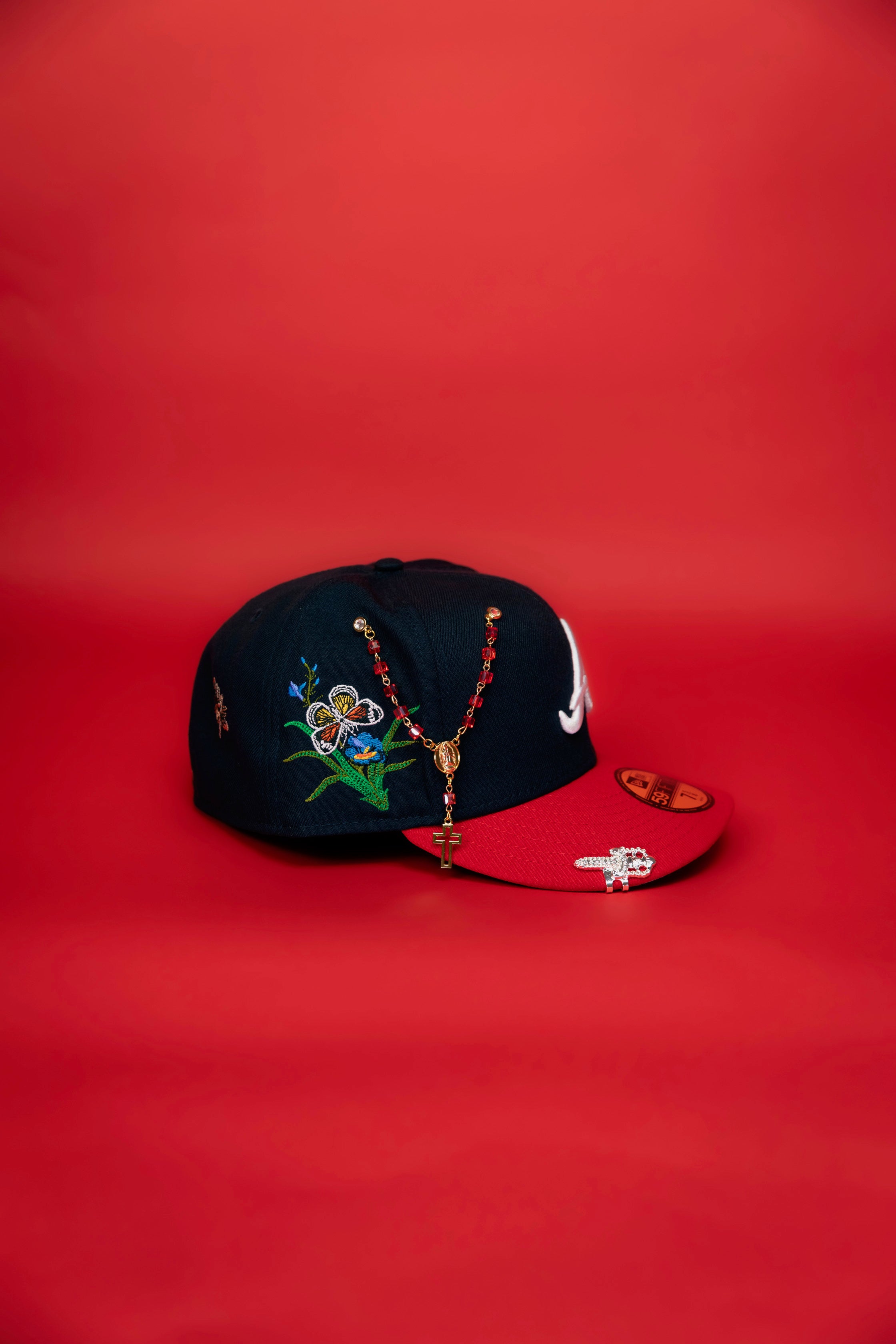 NEW ERA EXCLUSIVE 59FIFTY NAVY/RED ATLANTA BRAVES "FOR EVERY LIVING THING" W/ EMBROIDERY