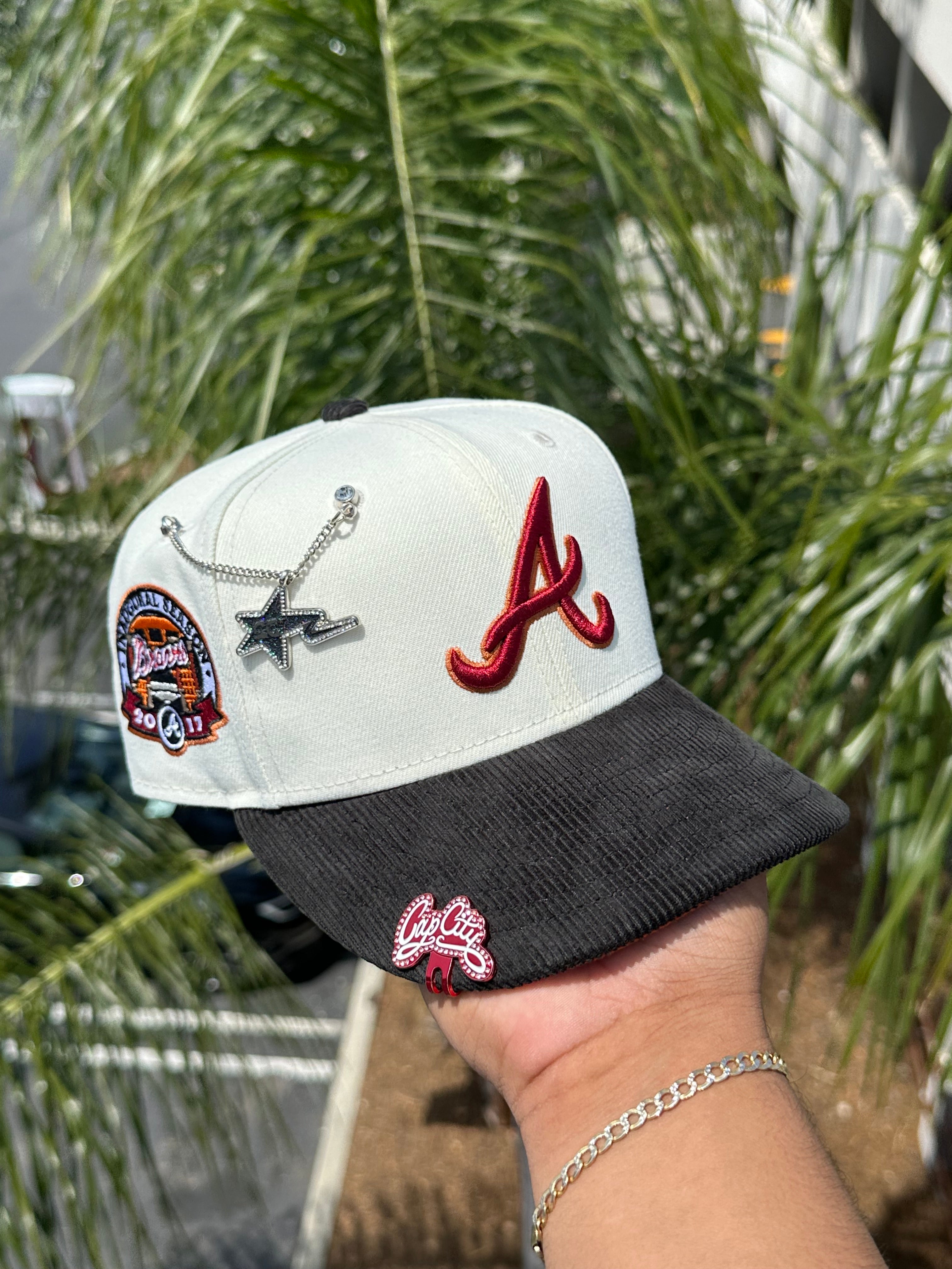 NEW ERA EXCLUSIVE 59FIFTY CHROME WHITE/CORDUROY ATLANTA BRAVES 