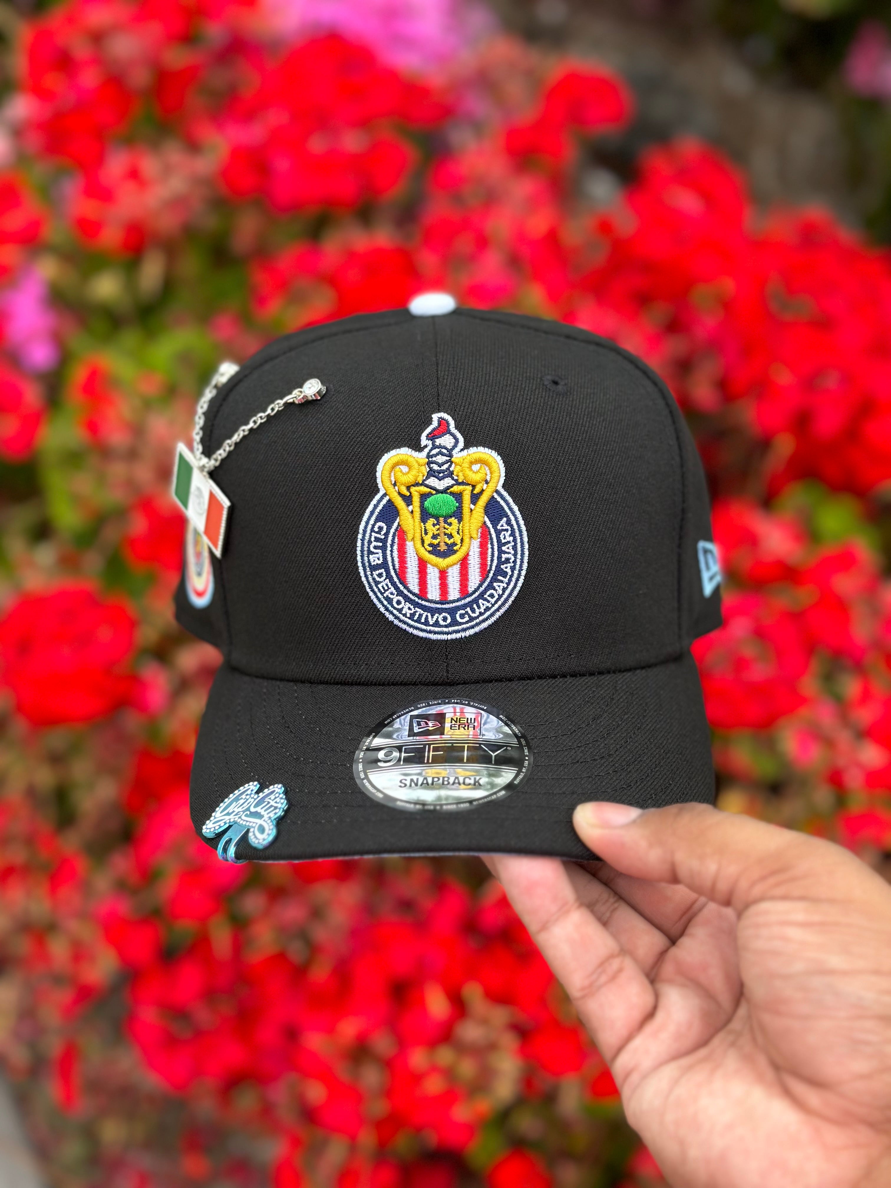 NEW ERA EXCLUSIVE 9FIFTY BLACK "CHIVAS DE GUADALAJARA" SNAPBACK W/ 115TH ANNIVERSARY SIDE PATCH