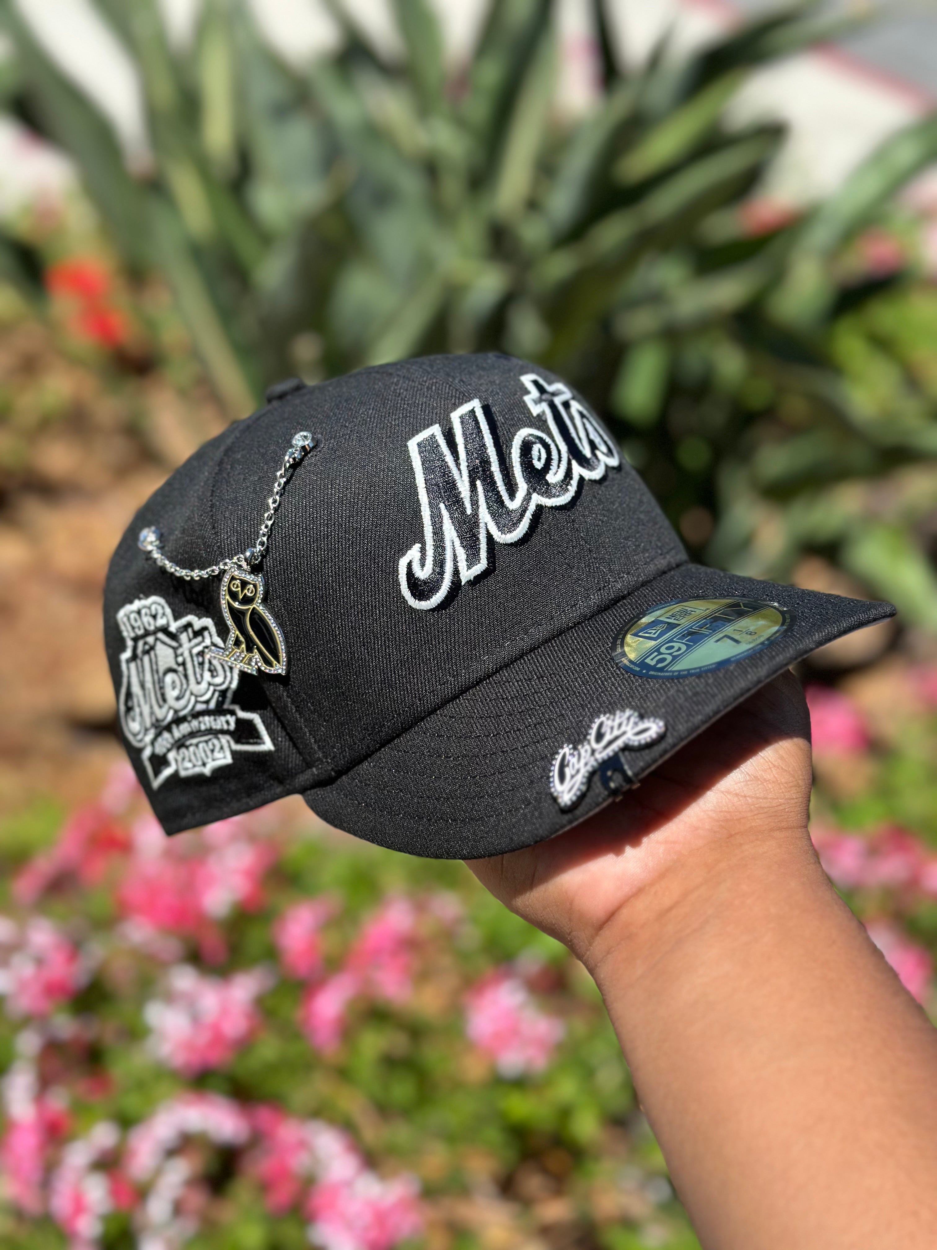 NEW ERA EXCLUSIVE 59FIFTY BLACK NEW YORK METS SCRIPT W/ 40TH ANNIVERSARY SIDE PATCH