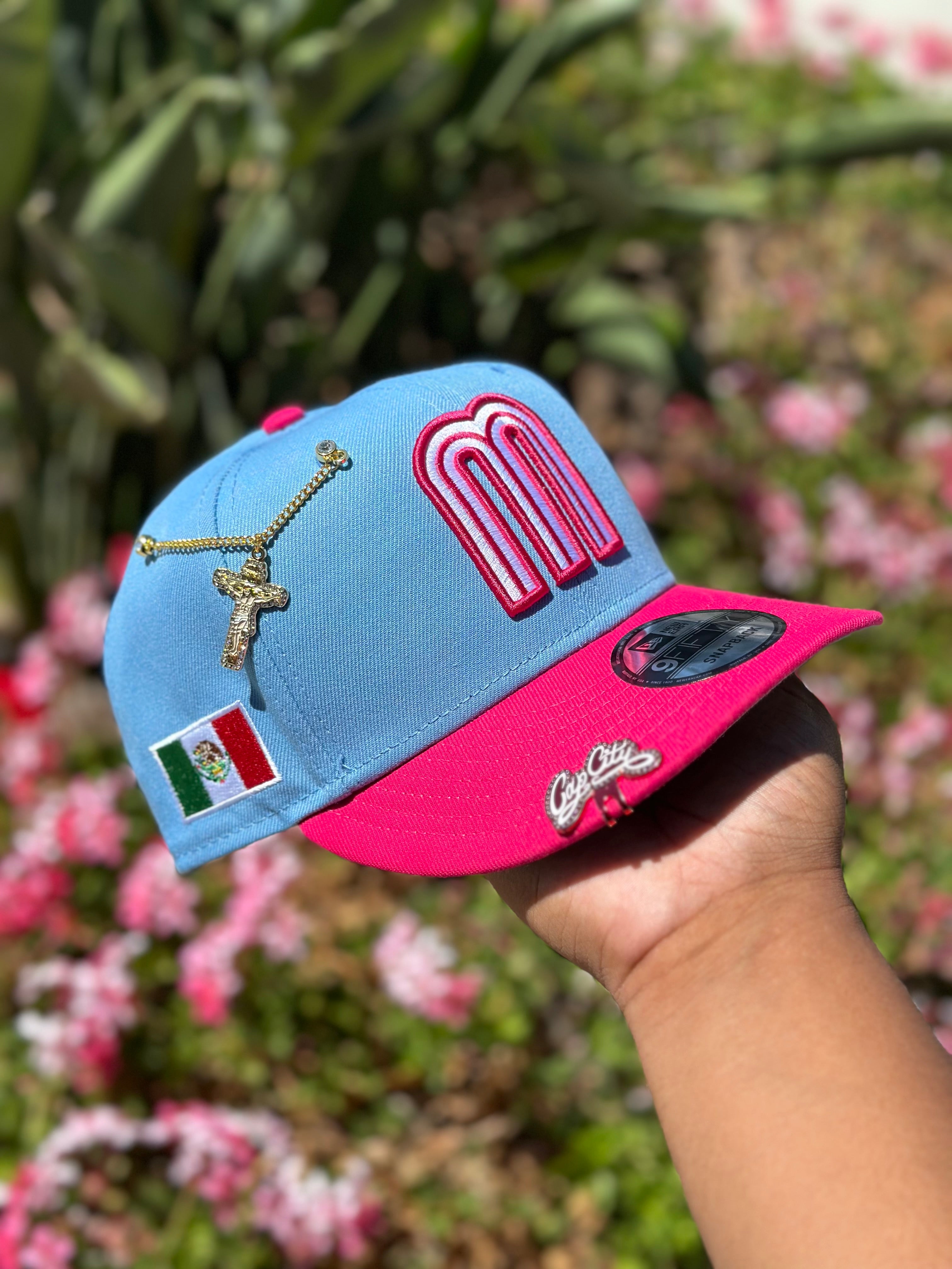 NEW ERA EXCLUSIVE 9FIFTY SKY BLUE/HOT PINK MEXICO SNAPBACK W/ MEXICO FLAG SIDE PATCH