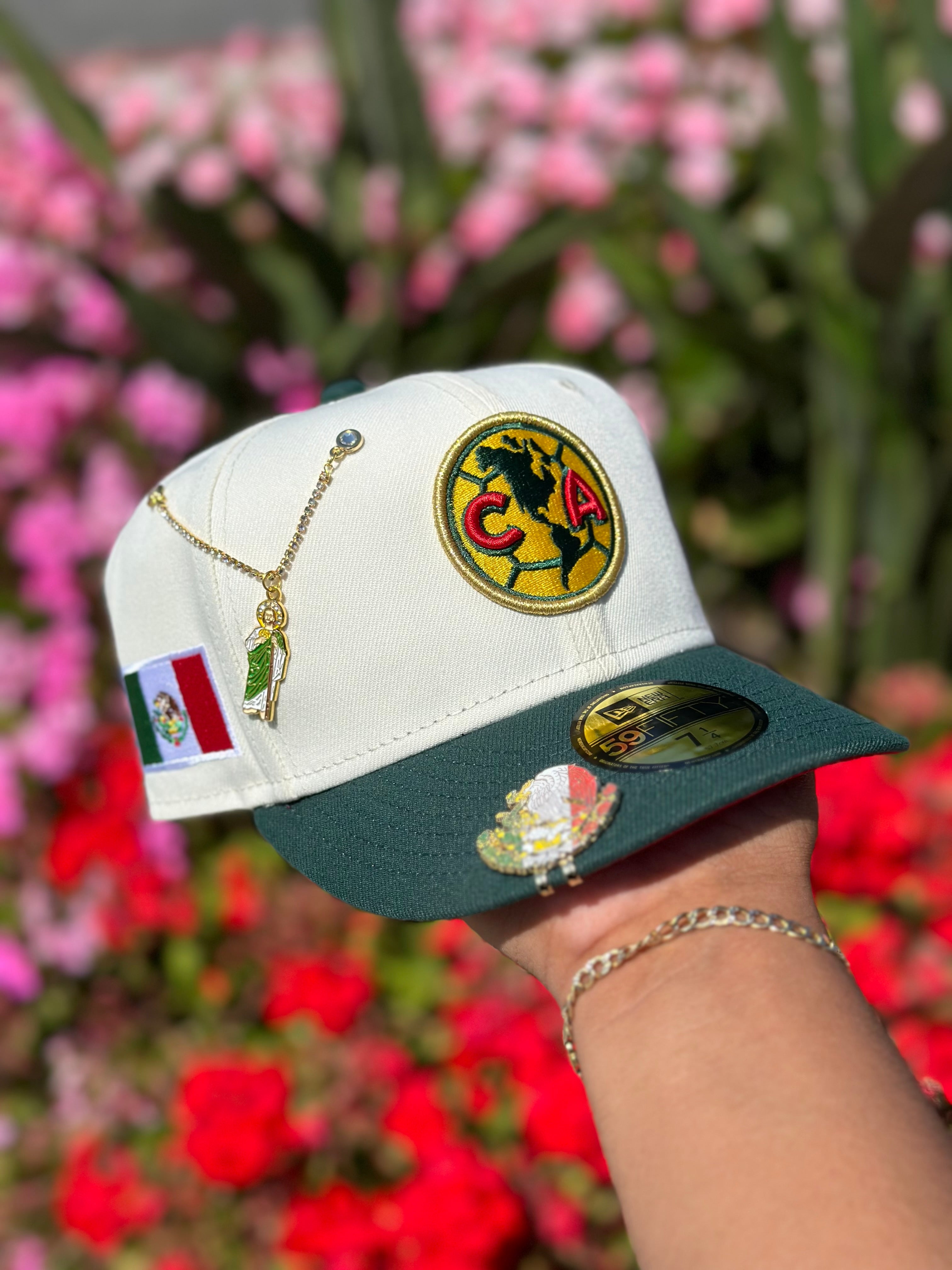 NEW ERA EXCLUSIVE 59FIFTY CHROME WHITE/GREEN "CLUB AMERICA" W/ MEXICO FLAG SIDE PATCH