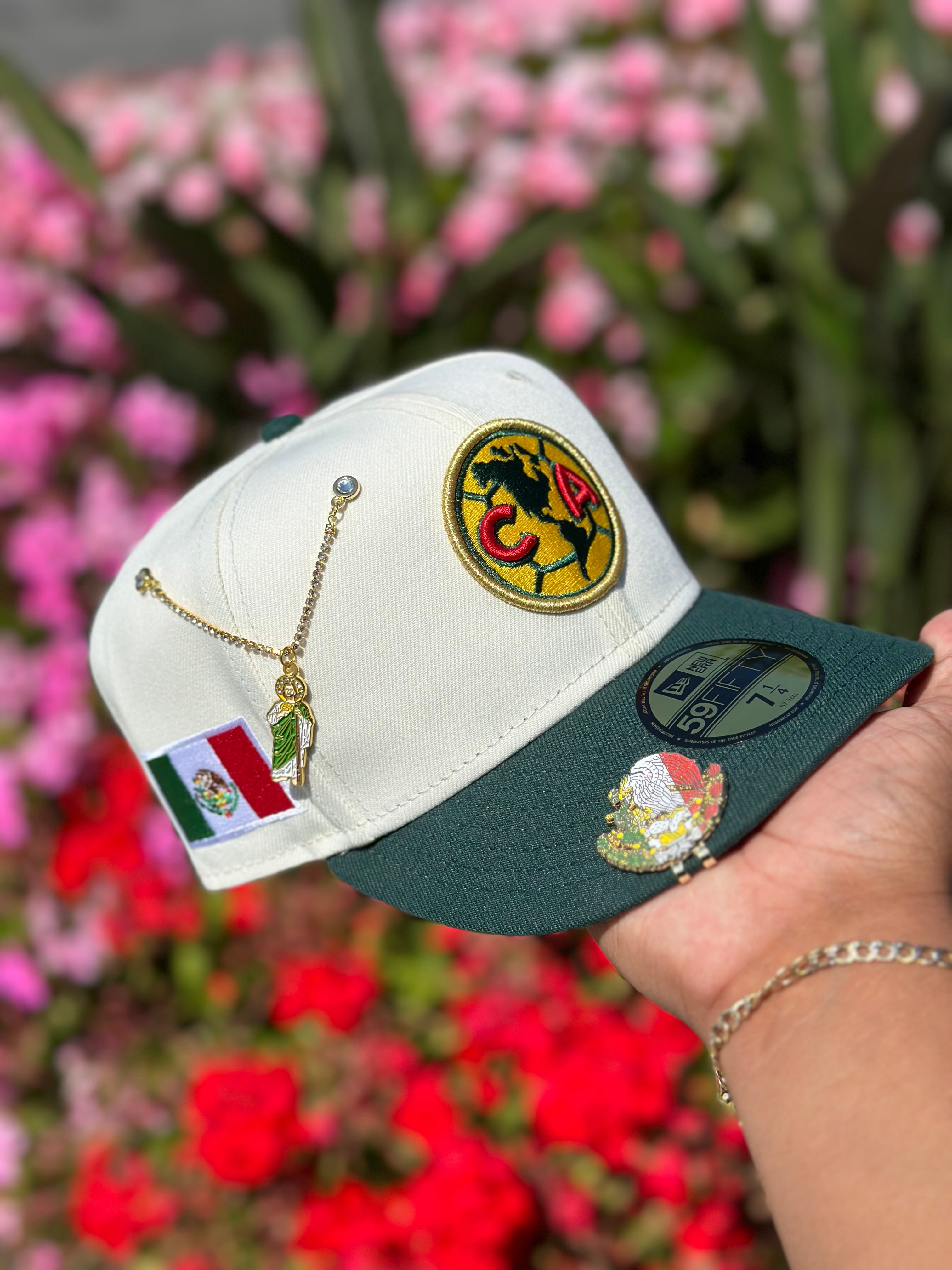 NEW ERA EXCLUSIVE 59FIFTY CHROME WHITE/GREEN "CLUB AMERICA" W/ MEXICO FLAG SIDE PATCH