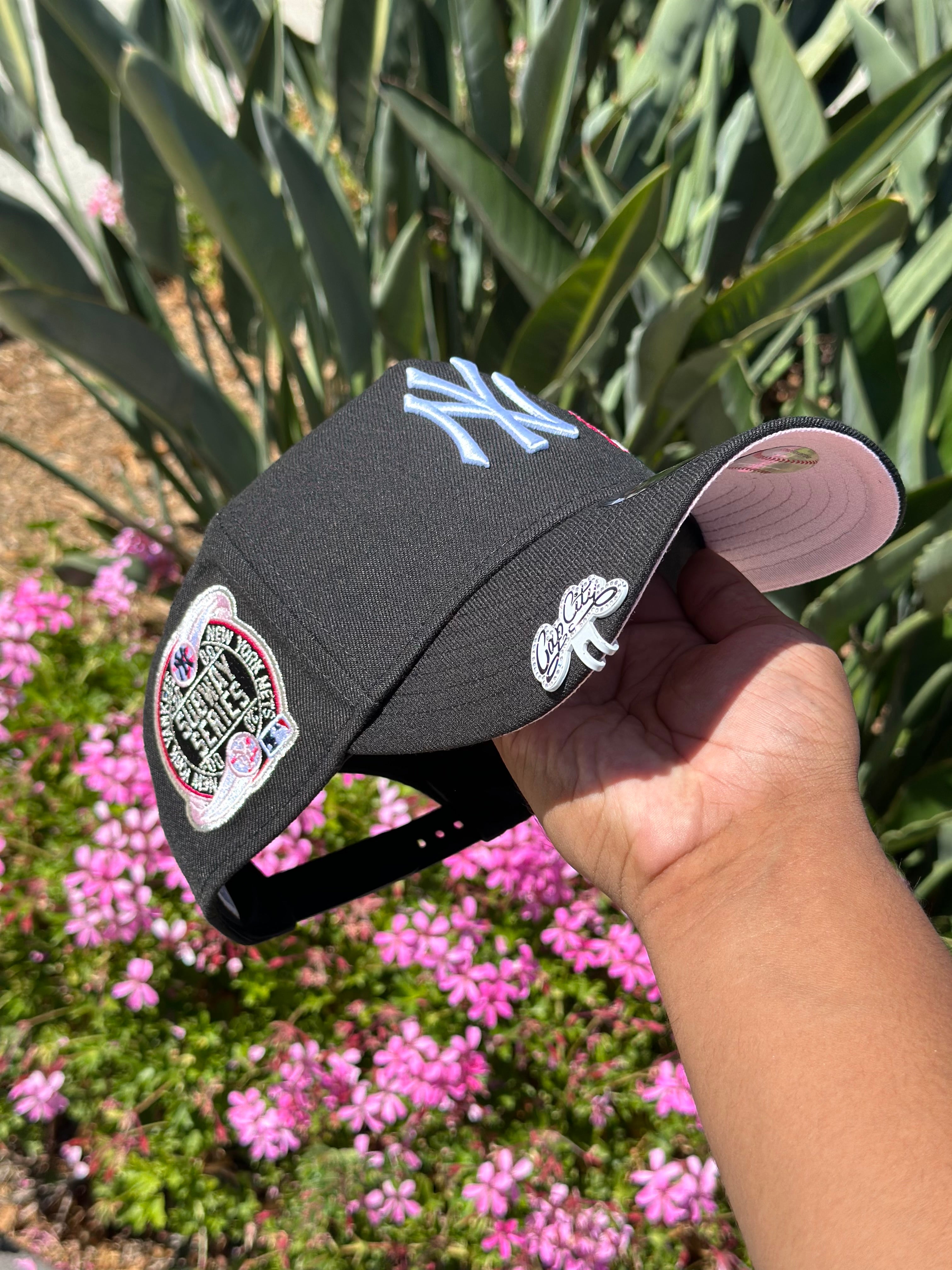 NEW ERA EXCLUSIVE 9FORTY A-FRAME BLACK NEW YORK YANKEES W/ PINK ROSE + 2000 SUBWAY SERIES SIDE PATCH