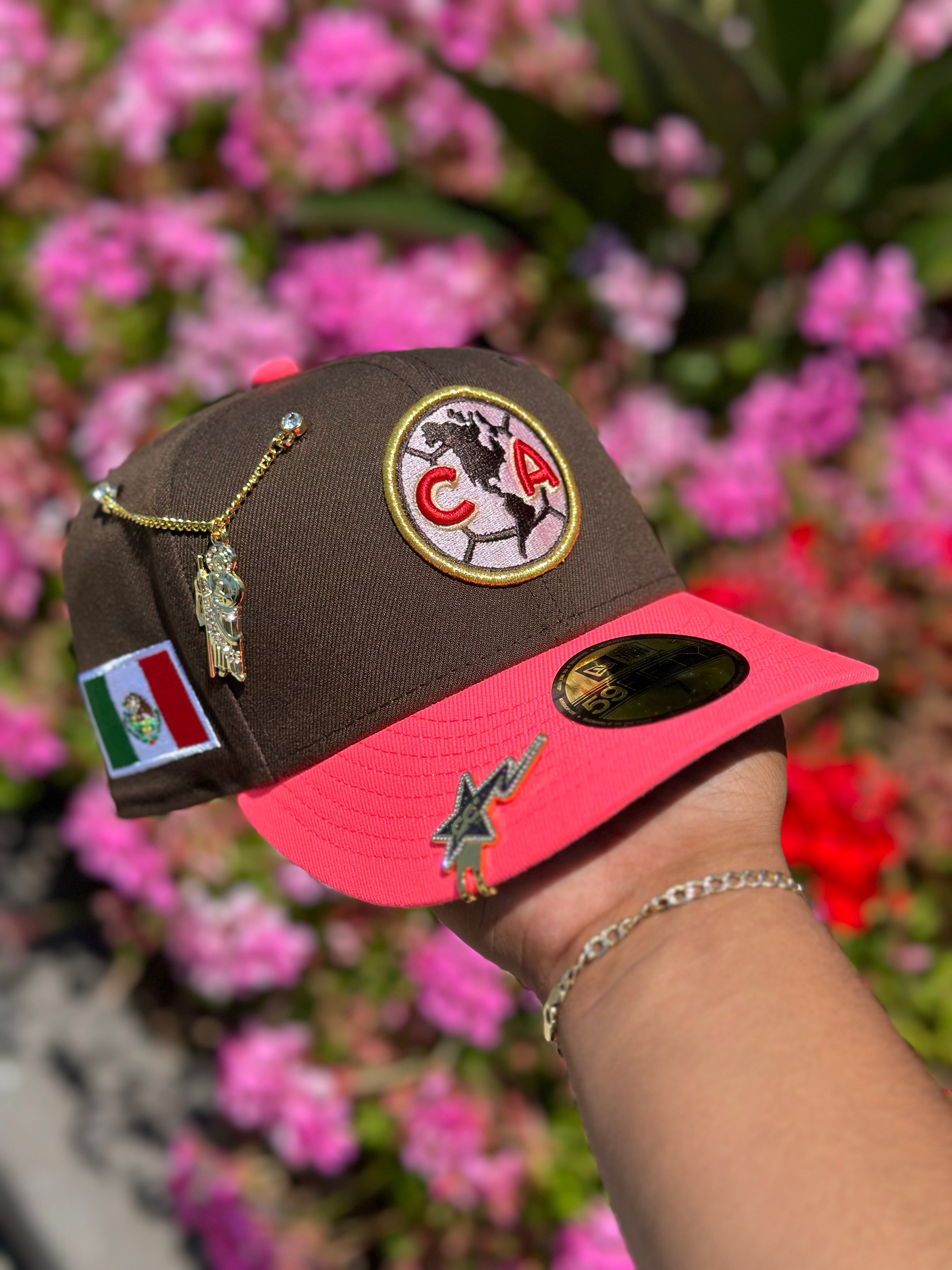 NEW ERA EXCLUSIVE 59FIFTY MOCHA/NEON PINK "CLUB AMERICA" W/ MEXICO FLAG SIDE PATCH