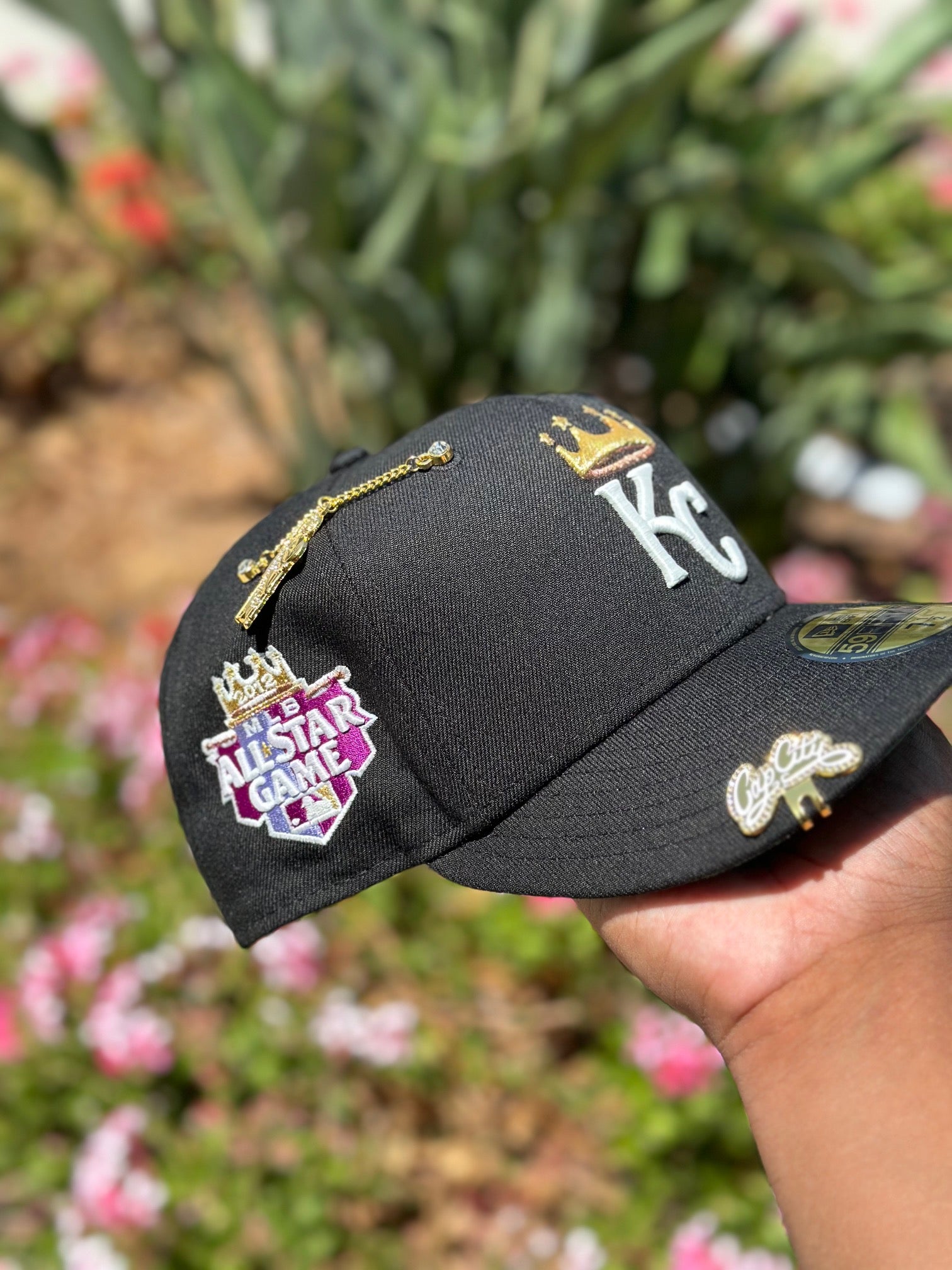 GUIÓN EXCLUSIVO DE NEW ERA 59FIFTY BLACK KANSAS CITY ROYALS CON PARCHE LATERAL DEL 40 ANIVERSARIO 