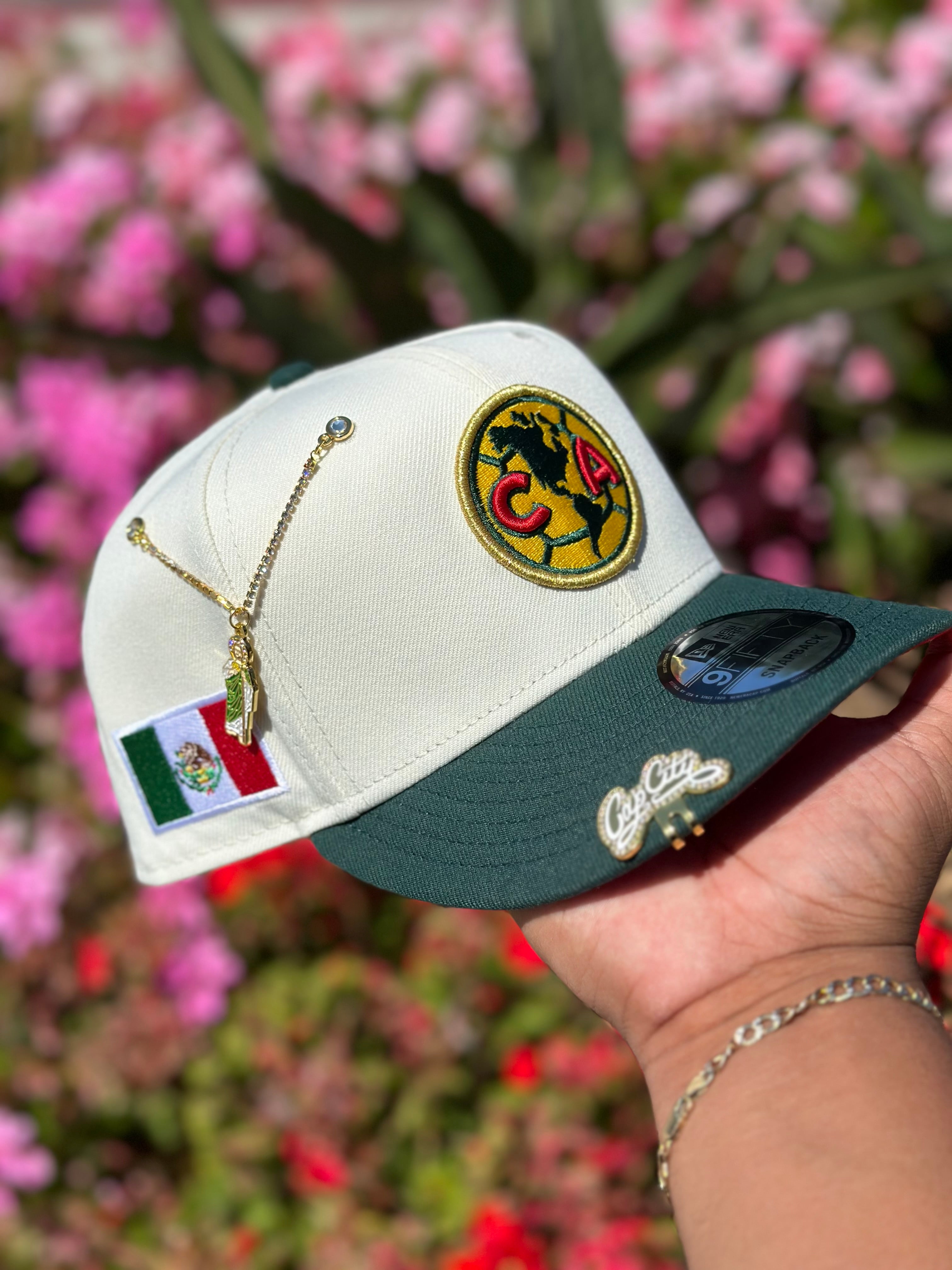 NEW ERA EXCLUSIVE 9FIFTY CHROME WHITE/GREEN "CLUB AMERICA" SNAPBACK W/MEXICO FLAG SIDE PATCH