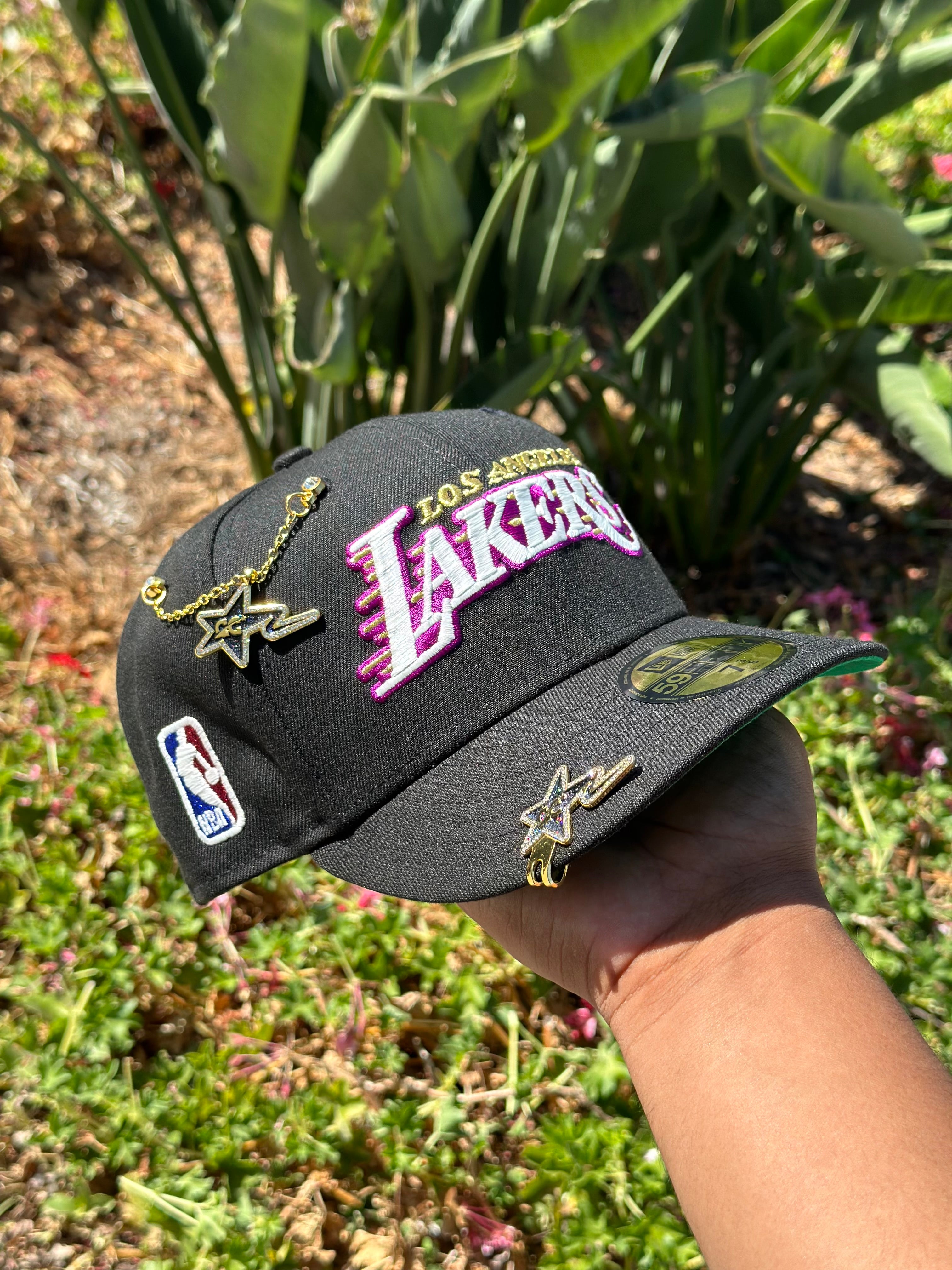 NEW ERA EXCLUSIVE 59FIFTY BLACK "LOS ANGELES LAKERS" W/ NBA LOGO SIDE PATCH