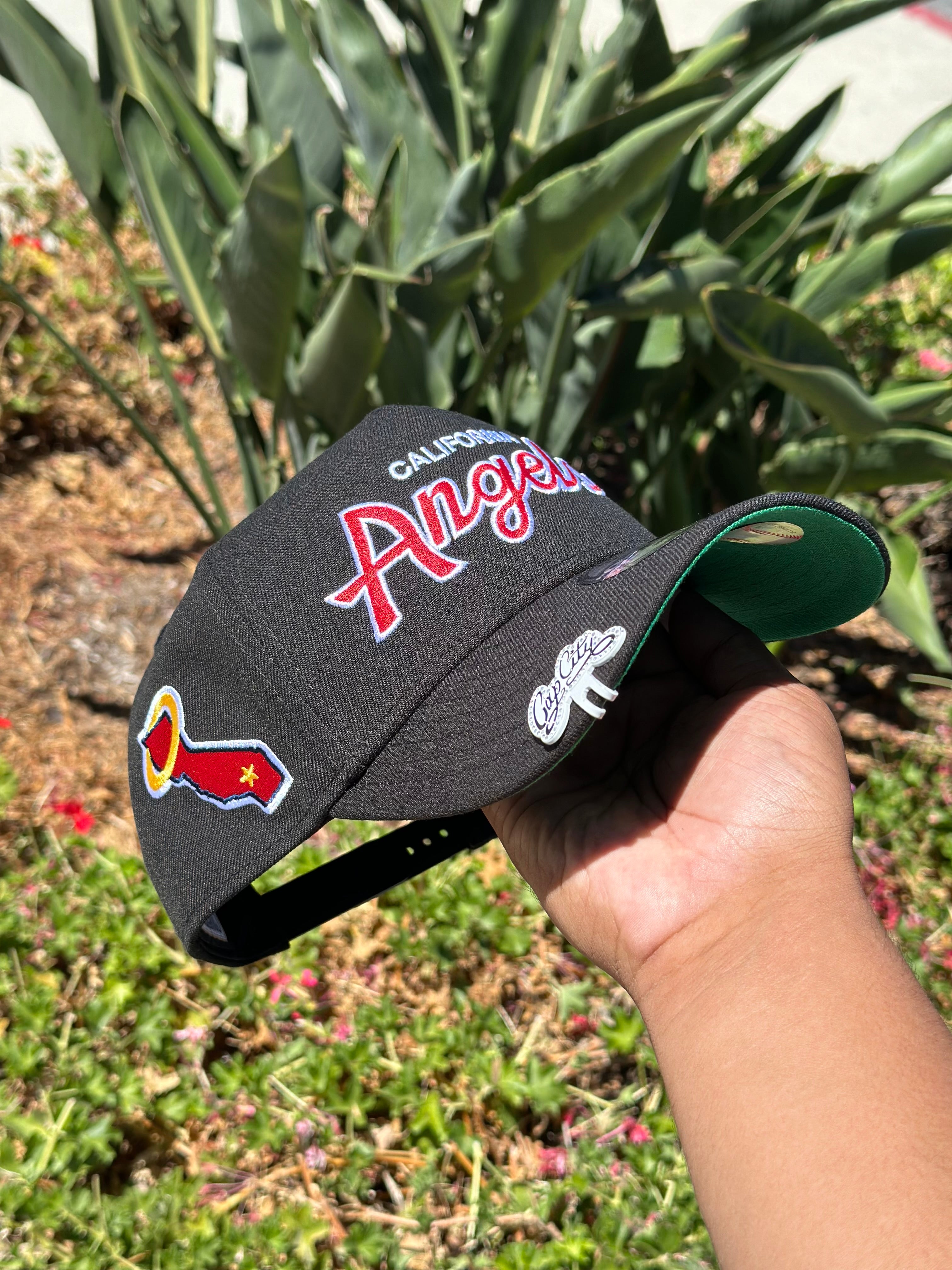 NEW ERA EXCLUSIVE 9FORTY A-FRAME BLACK "CALIFORNIA ANGELS" SCRIPT W/ STATE LOGO SIDE PATCH