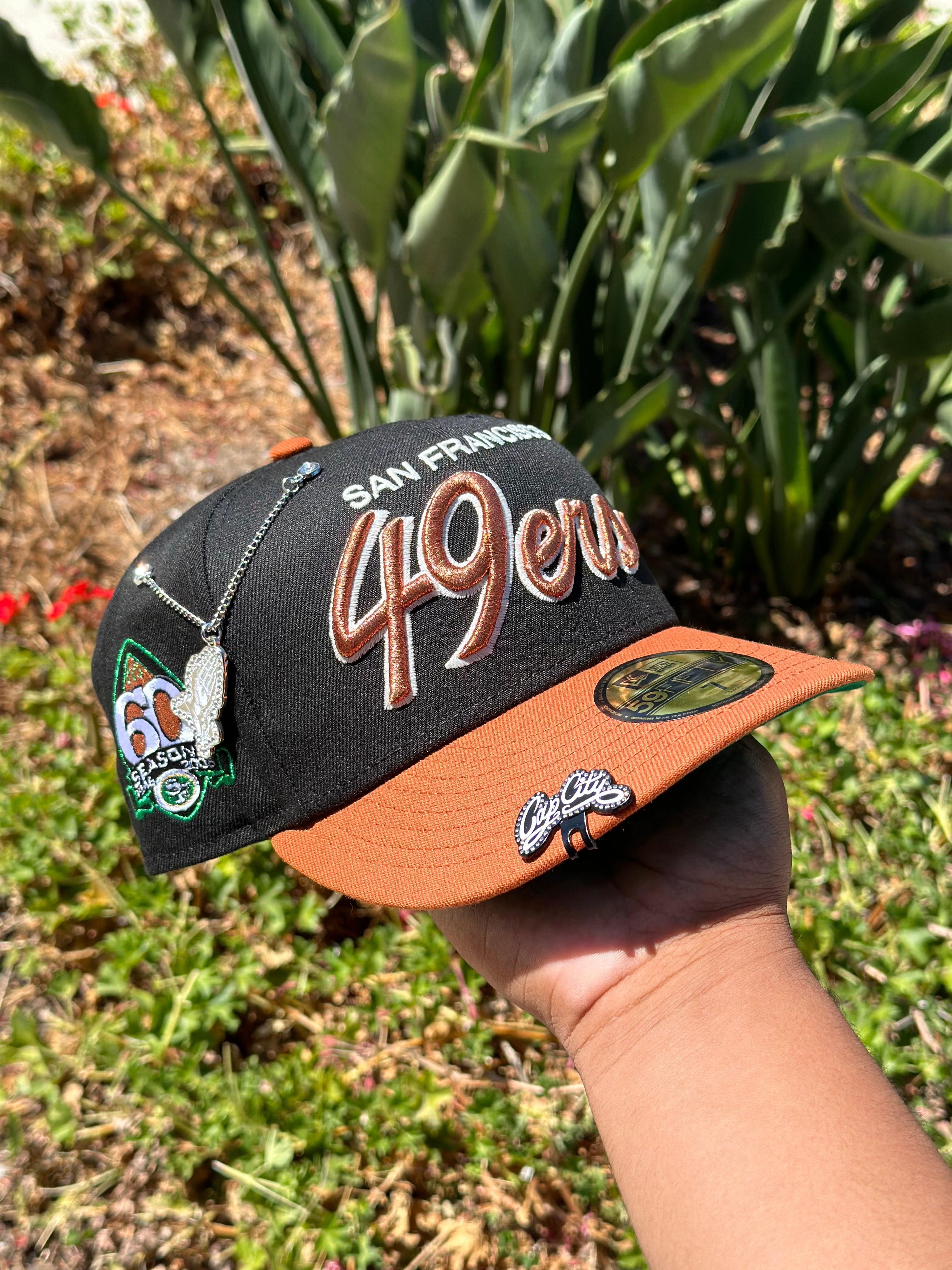 NEW ERA EXCLUSIVE 59FIFTY BLACK/RUST SAN FRANCISCO "49ERS" SCRIPT W/ 60 ANNIVERSARY SIDE PATCH