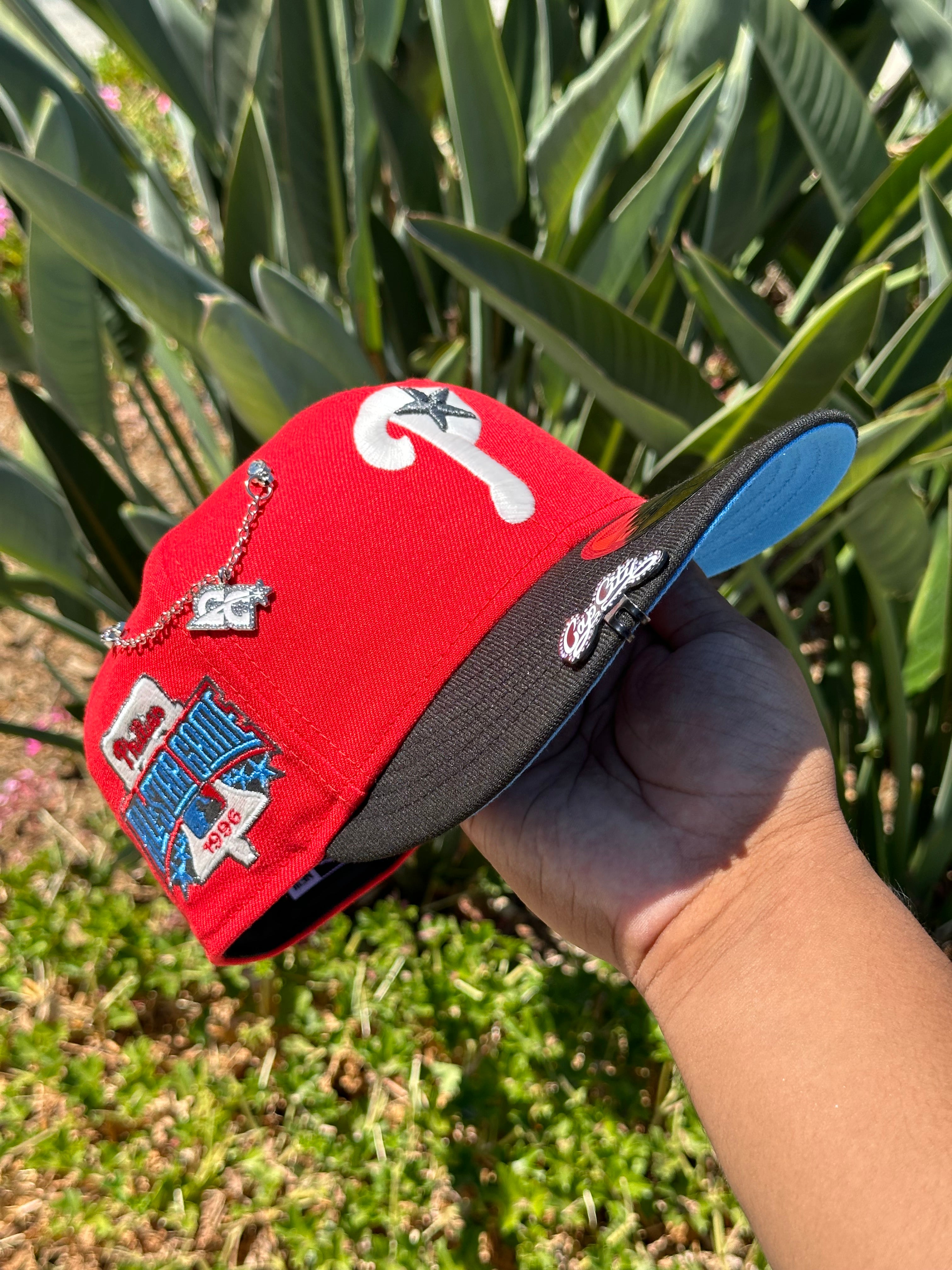 NEW ERA EXCLUSIVO 59FIFTY CHROME BLANCO/AZUL PHILADELPHIA PHILLIES CON PARCHE ALL STAR GAME 1996 