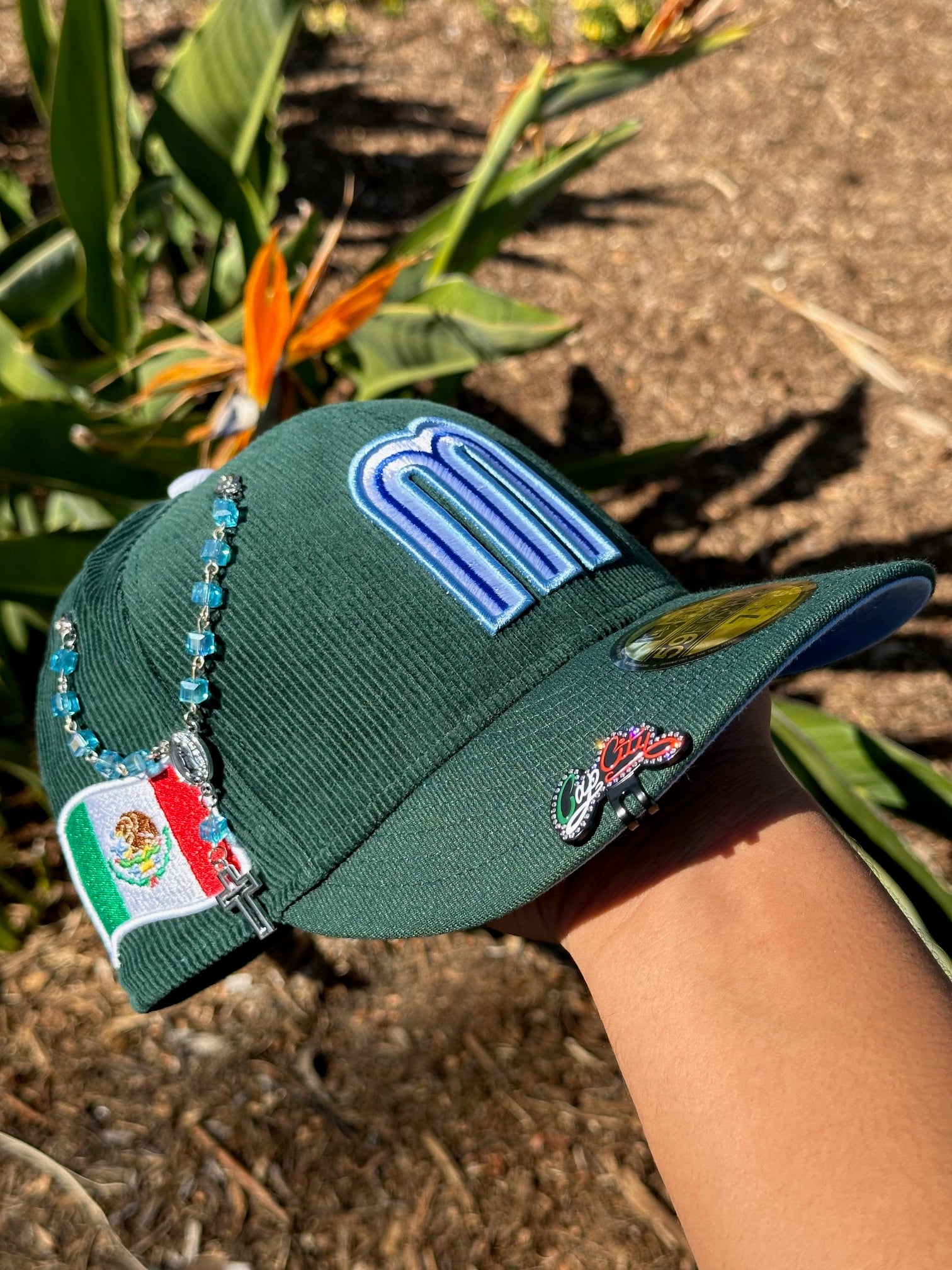 NEW ERA EXCLUSIVE 59FIFTY GREEN CORDUROY MEXICO W/ MEXICO FLAG SIDE PATCH