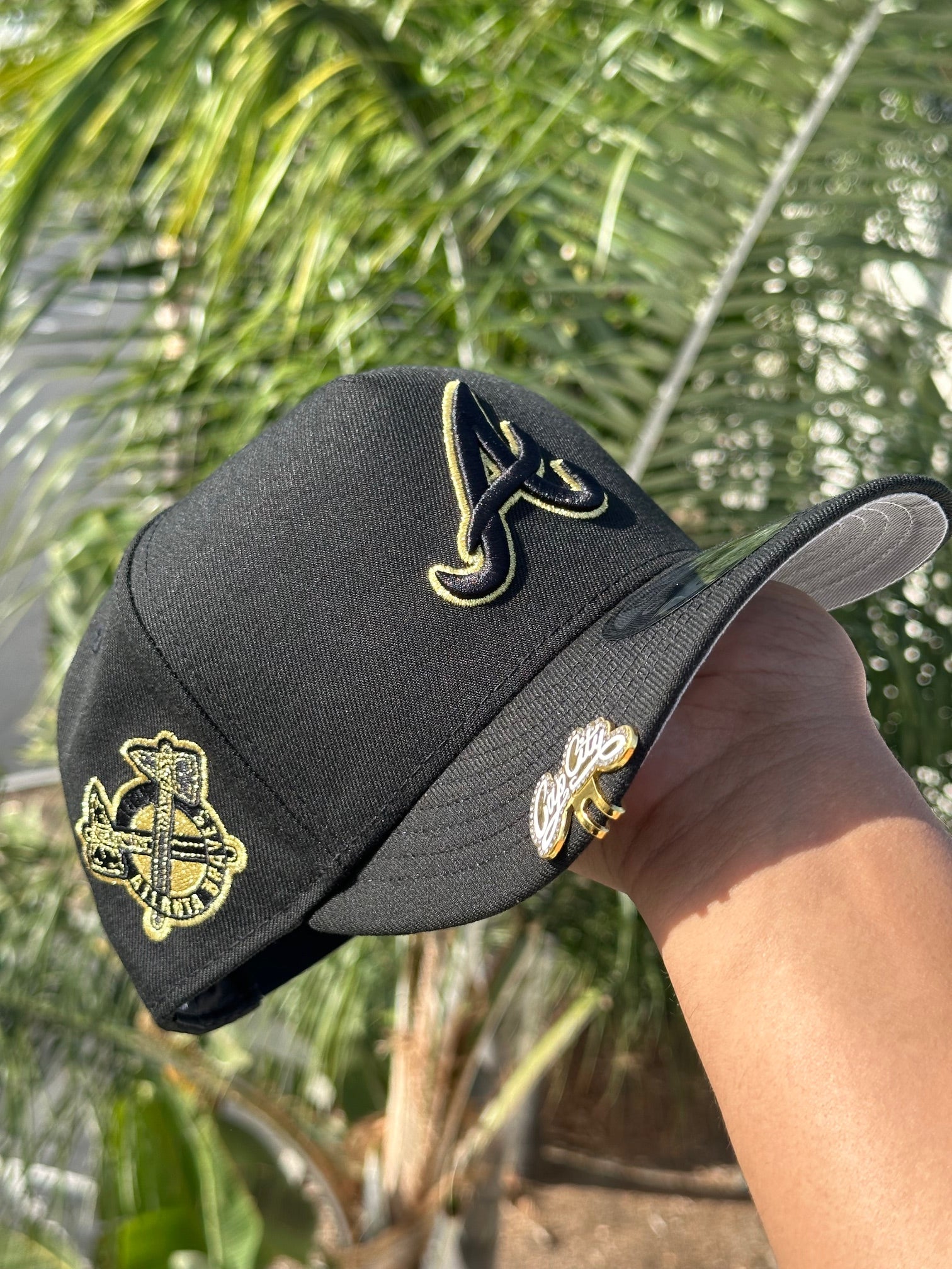 NEW ERA EXCLUSIVE 9FIFTY A-FRAME BLACK ATLANTA BRAVES SNAPBACK W/ 1870 ATLANTA BRAVES SIDE PATCH