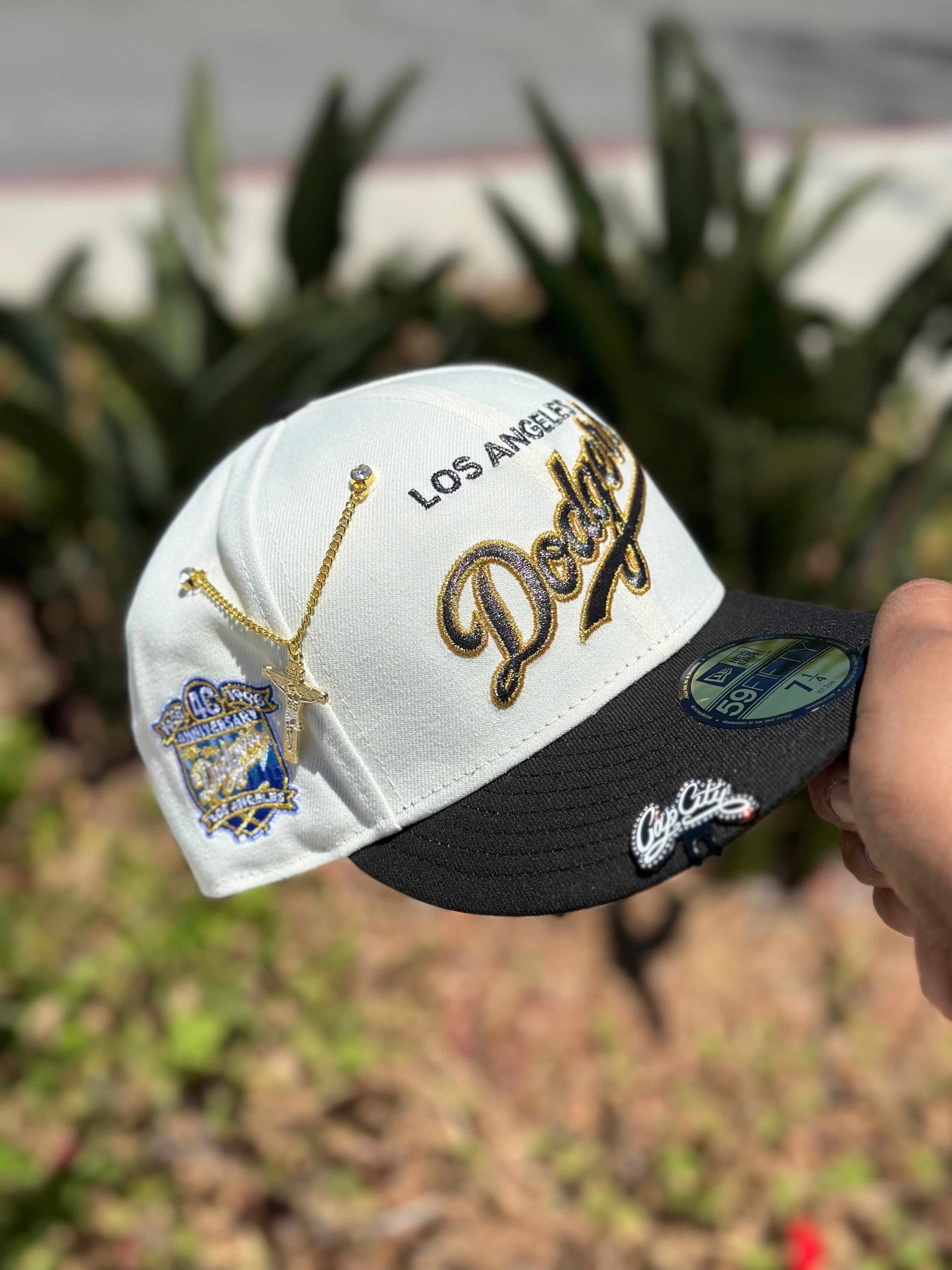 NEW ERA 59FIFTY CHROME WHITE/BLACK LOS ANGELES DODGERS W/ 40TH ANNIVERSARY SIDE PATCH