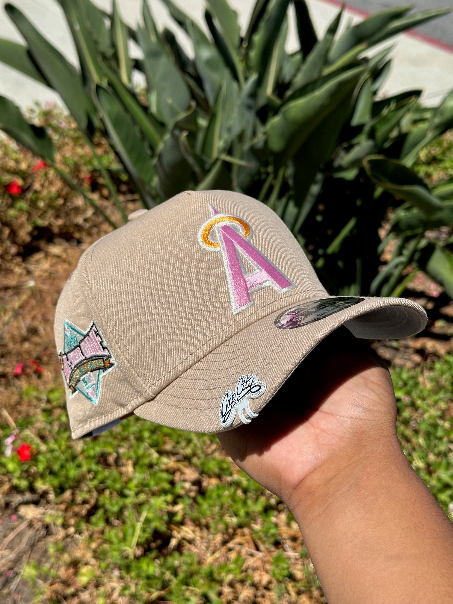 NEW ERA EXCLUSIVE 9FIFTY A-FRAME KHAKI ANAHEIM ANGELS W/ 1989 ALL STAR GAME SIDE PATCH