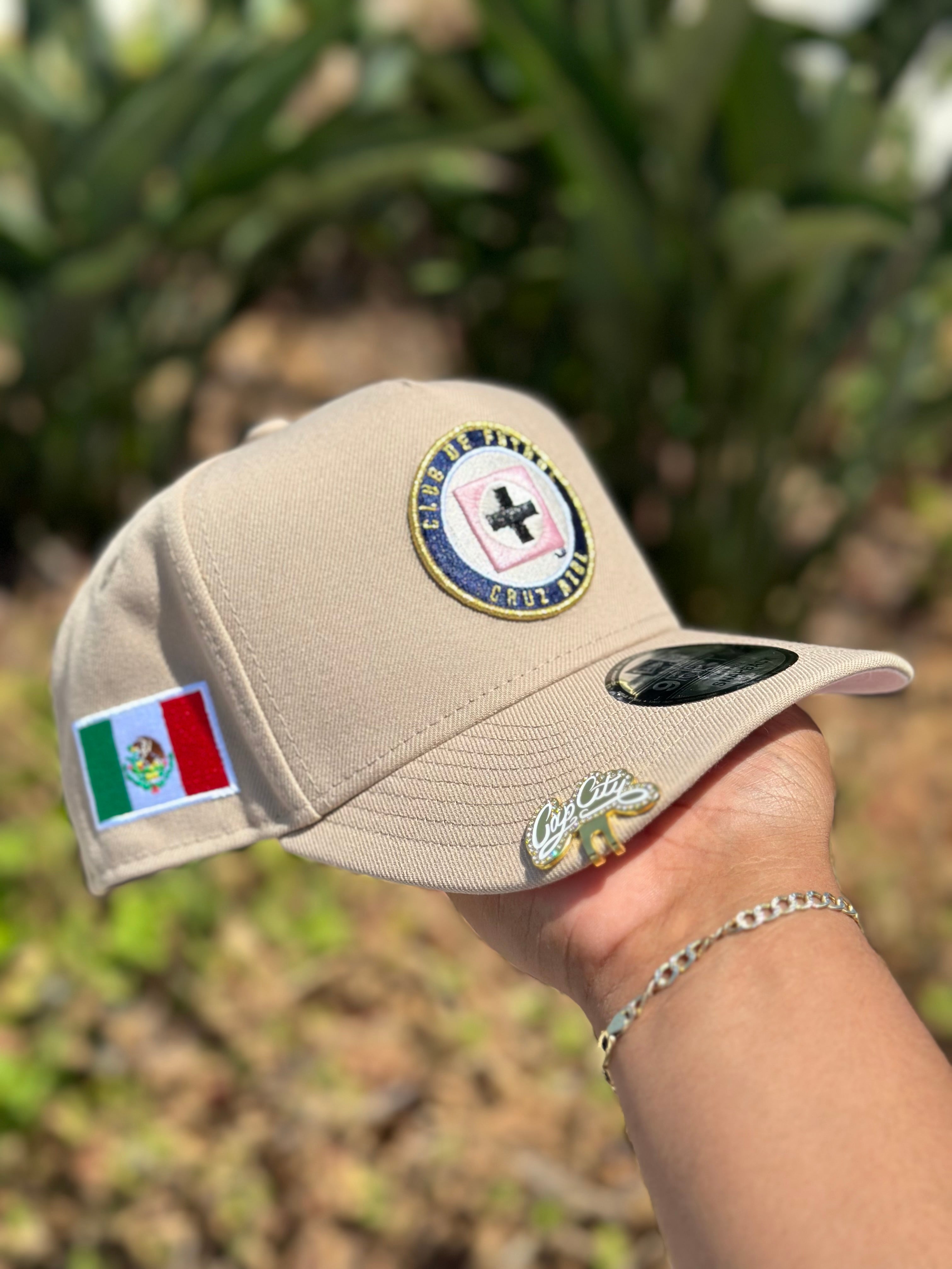 NEW ERA EXCLUSIVE 9FIFTY A-FRAME LIGHT KHAKI "CRUZ AZUL" SNAPBACK W/ MEXICO FLAG SIDE PATCH