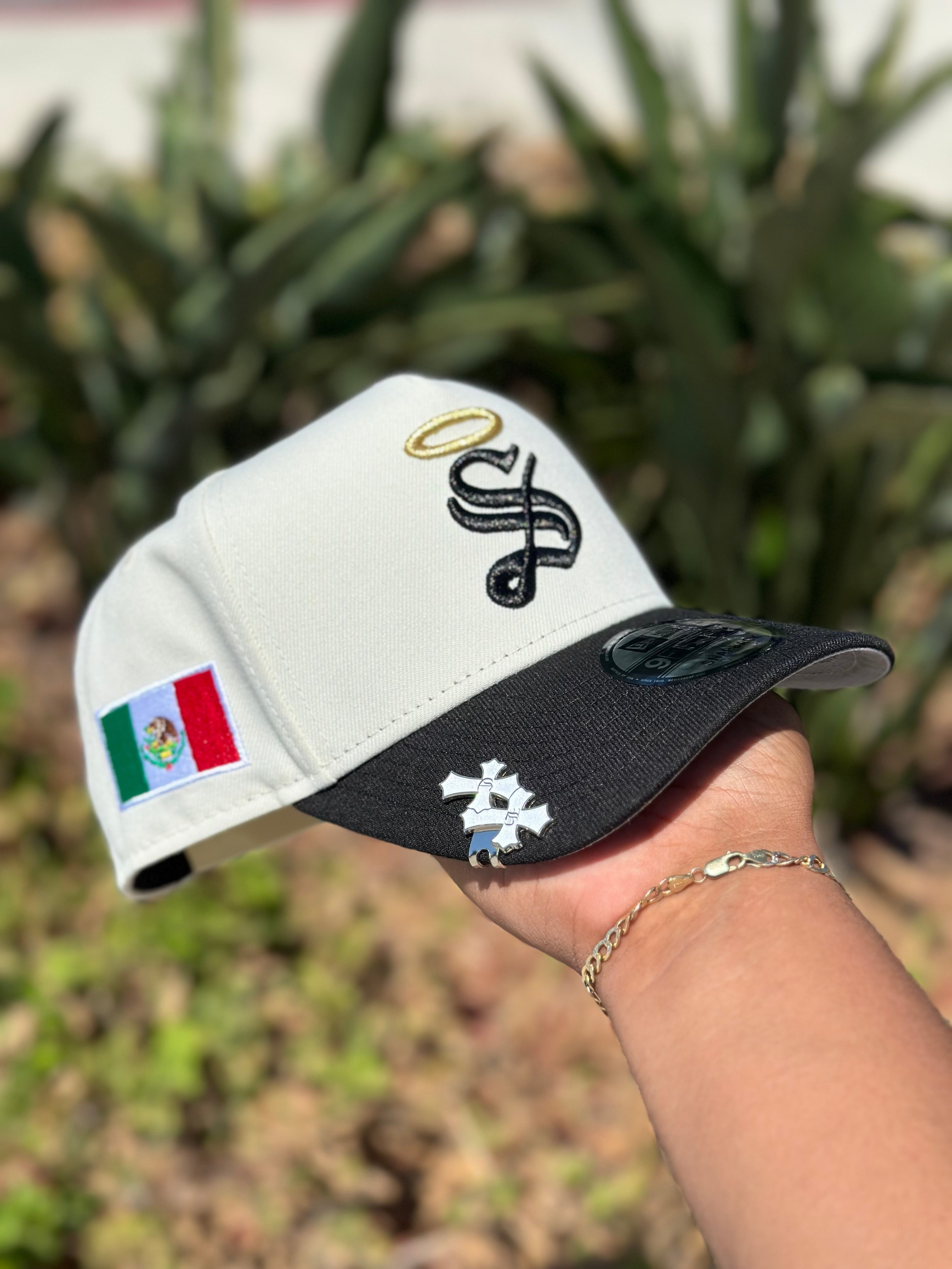 NEW ERA EXCLUSIVE 9FIFTY A-FRAME CHROME WHITE/BLACK "SANTOS LAGUNA" SNAPBACK W/ SANTOS LAGUNA SIDE PATCH