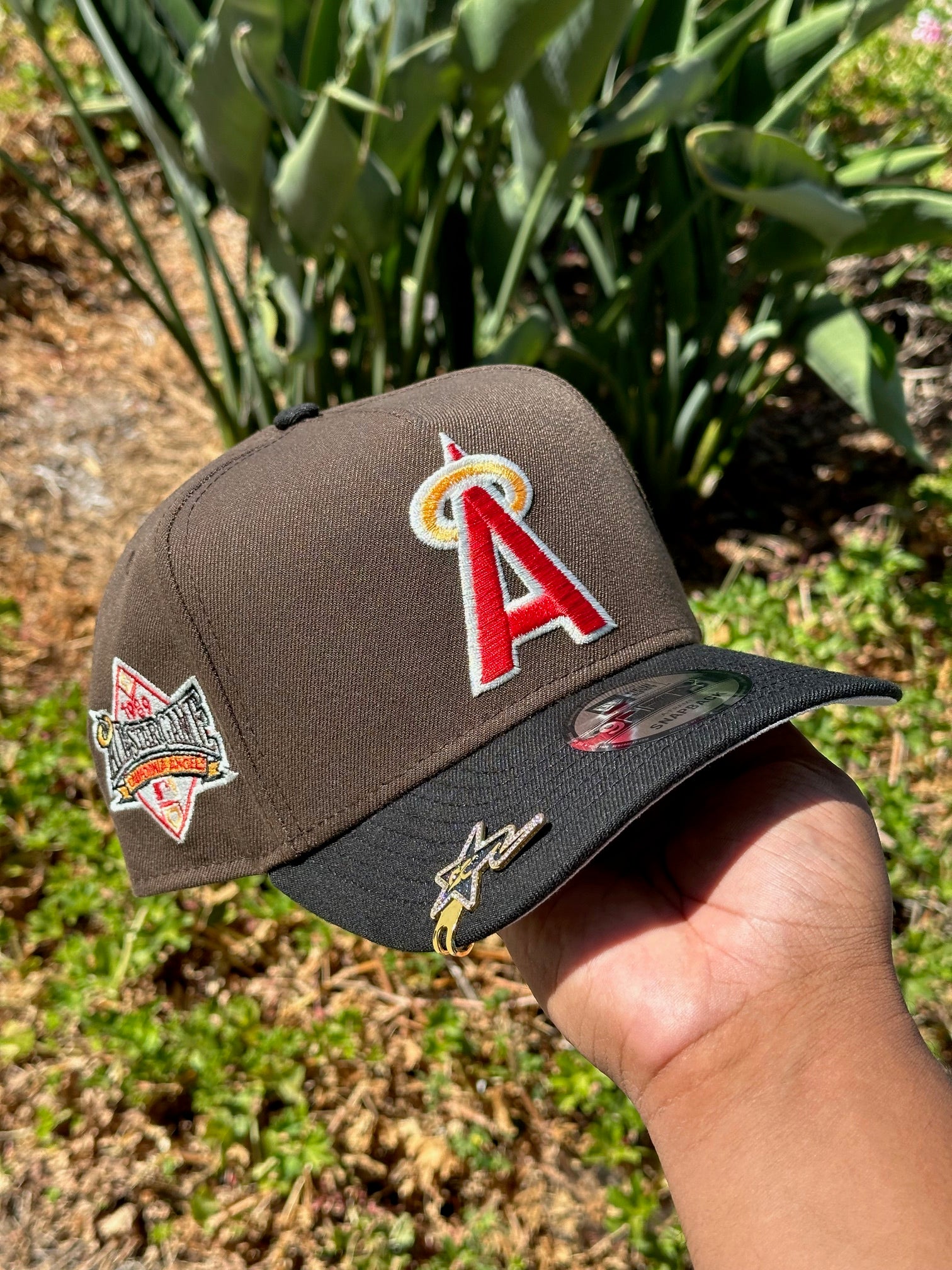 NEW ERA 9FIFTY A-FRAME MOCHA/BLACK ANAHEIM ANGELS SNAPBACK W/ 1989 ALL STAR GAME SIDE PATCH