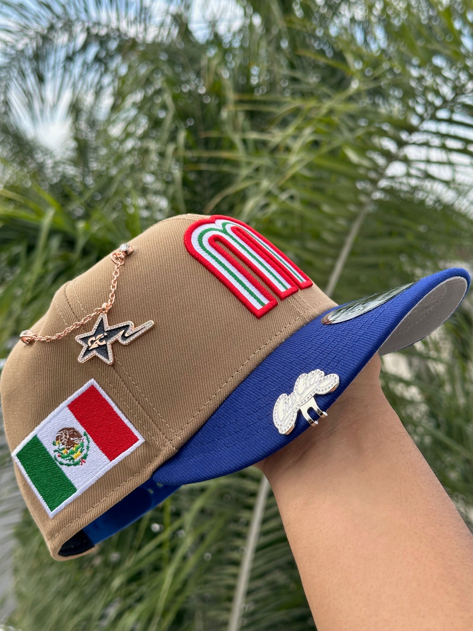 NEW ERA EXCLUSIVE 9FIFTY CAMEL BROWN/BLUE MEXICO SNAPBACK W/ MEXICO FLAG SIDE PATCH