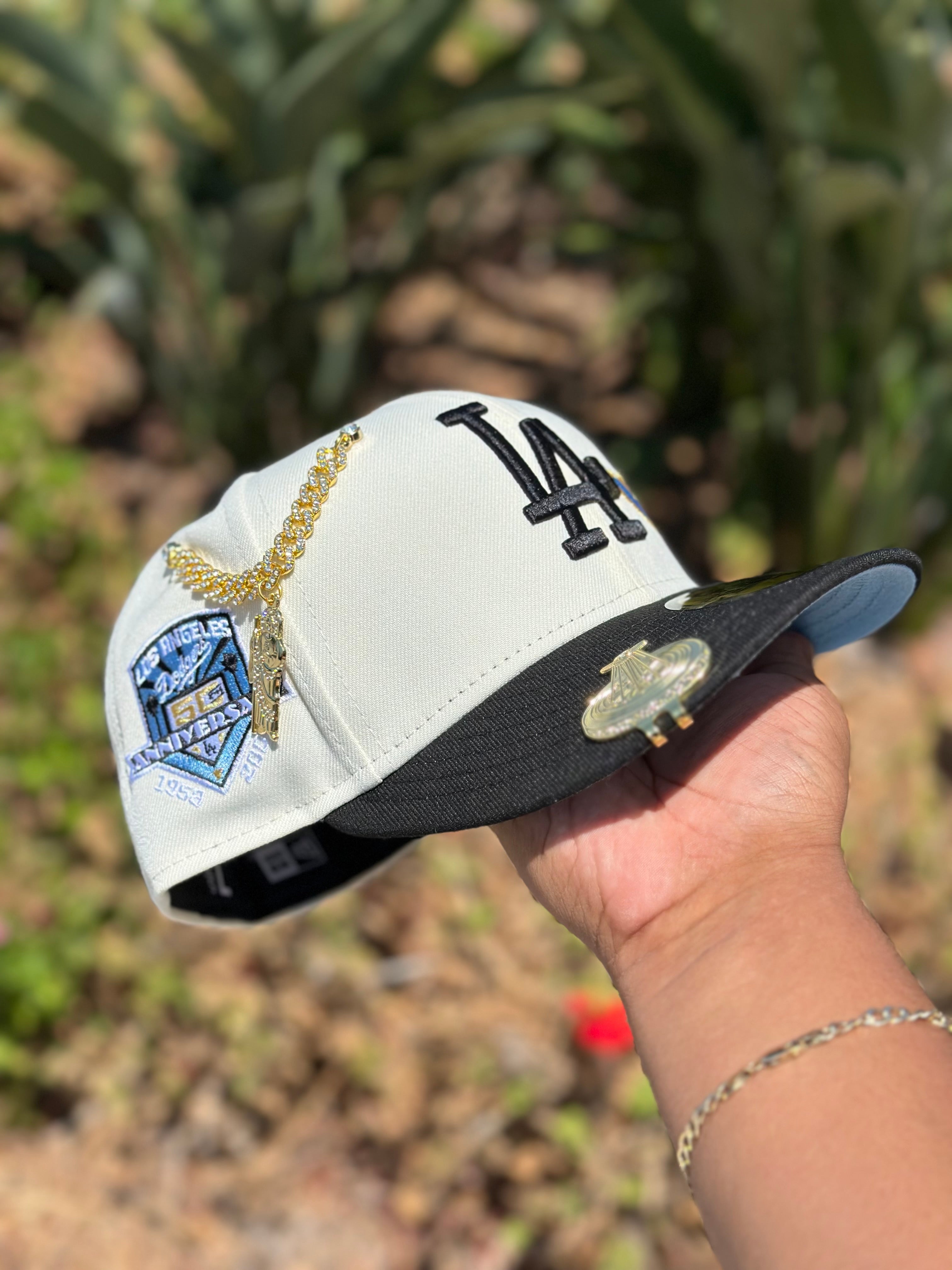 NEW ERA EXCLUSIVE 59FIFTY CHROME WHITE/BLACK LOS ANGELES DODGERS W/ ICY HEART + 50TH ANNIVERSARY SIDE PATCH