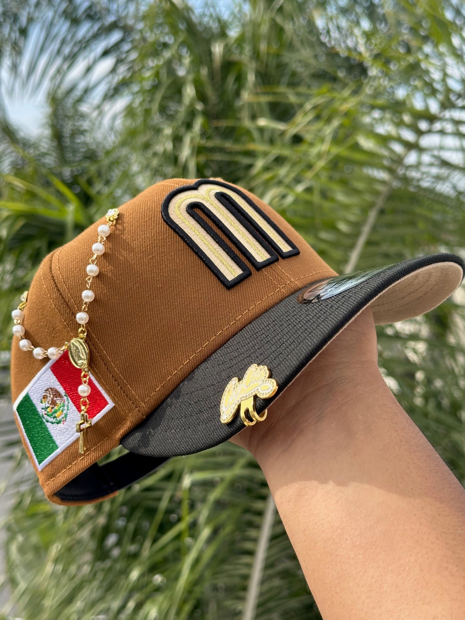 NEW ERA EXCLUSIVE 9FIFTY DARK KHAKI/BLACK MEXICO SNAPBACK W/ MEXICO FLAG SIDE PATCH