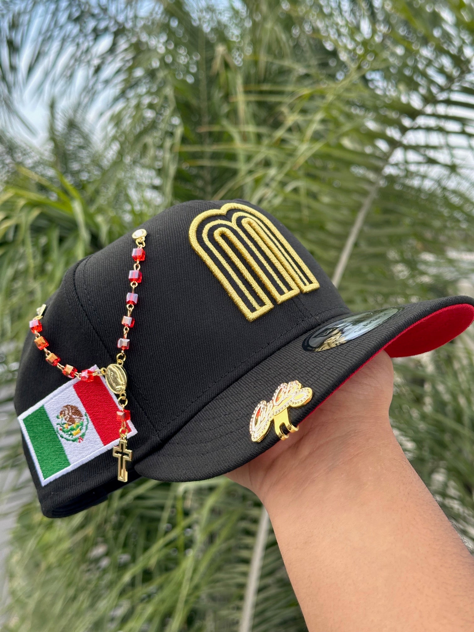 NEW ERA EXCLUSIVE 9FIFTY BLACK MEXICO SNAPBACK W/ MEXICO FLAG SIDE PATCH