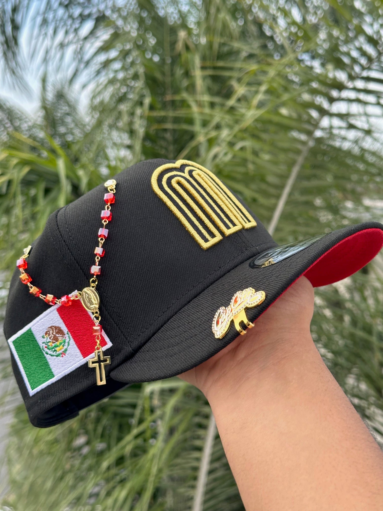 NEW ERA EXCLUSIVE 9FIFTY BLACK MEXICO SNAPBACK W/ MEXICO FLAG SIDE PATCH