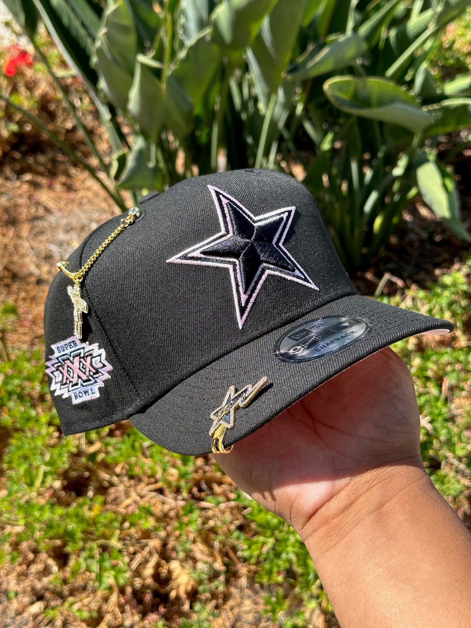 NEW ERA EXCLUSIVE 9FIFTY BLACK DALLAS COWBOYS SNAPBACK W/ SUPERBOWL XXX SIDE PATCH