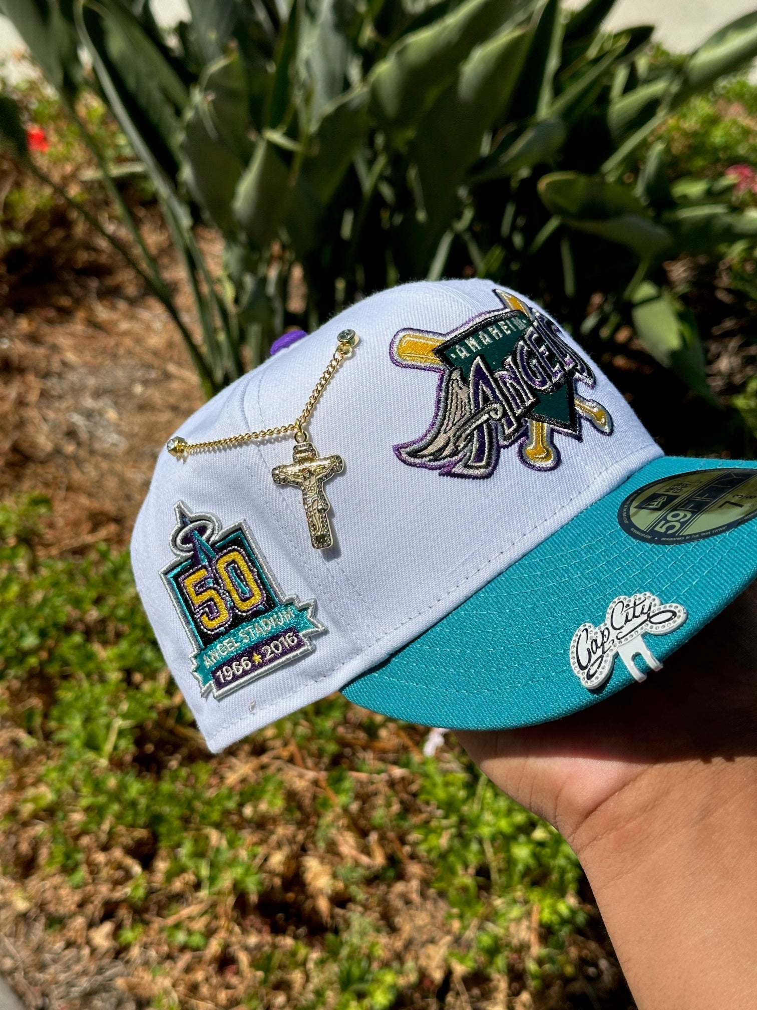 NEW ERA 59FIFY WHITE/TURQUOISE ANAHEIM ANGELS W/ 50TH ANNIVERSARY SIDE PATCH