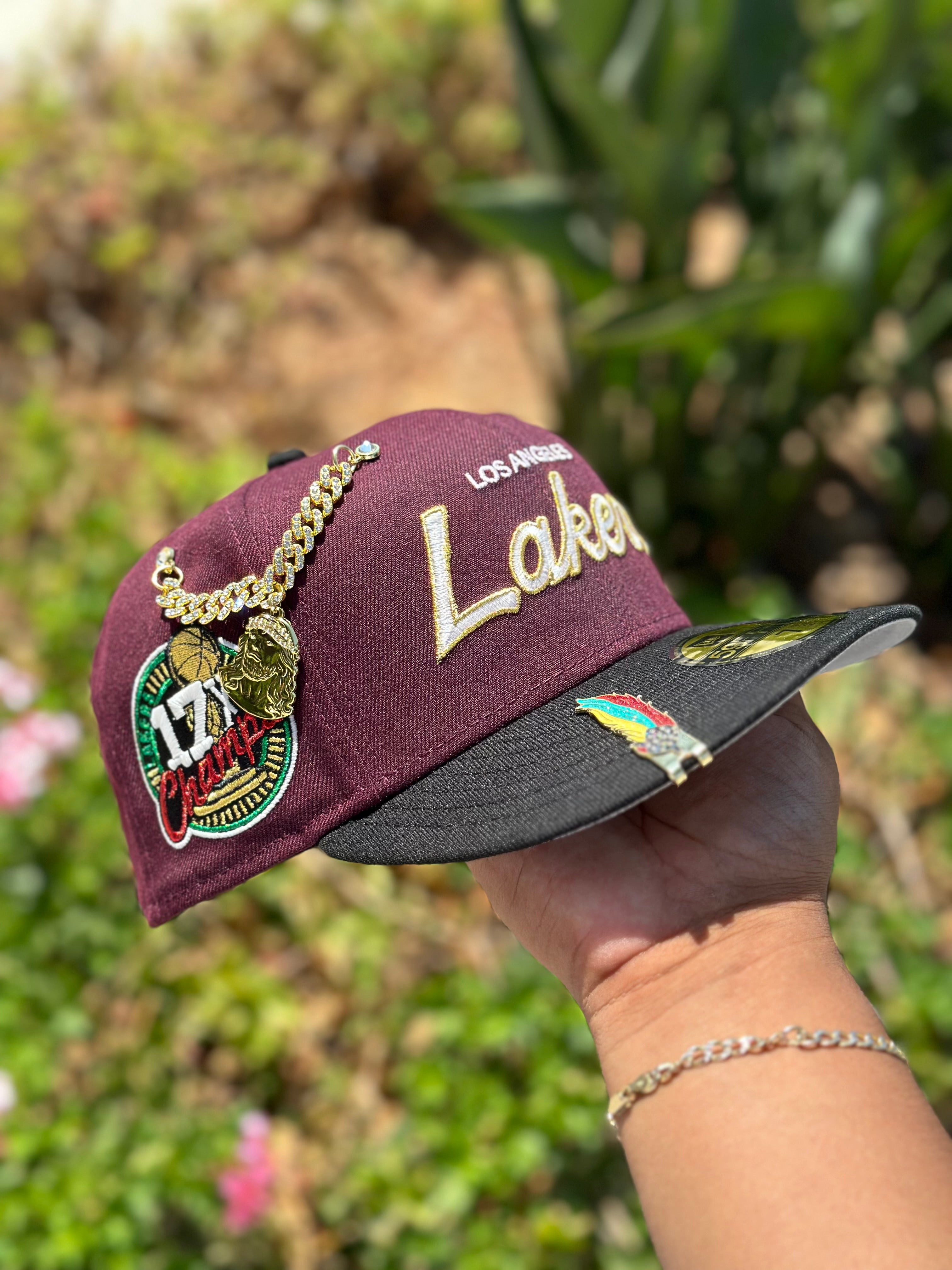 NEW ERA EXCLUSIVE 59FIFTY BURGUNDY/BLACK LOS ANGELES LAKERS SCRIPT W/ 17X CHAMPIONS SIDE PATCH