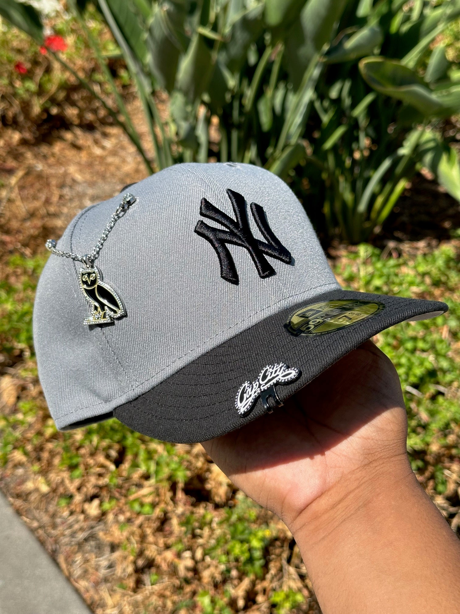 NEW ERA EXCLUSIVE 59FIFTY DARK GREY/BLACK NEW YORK YANKEES TWO TONE