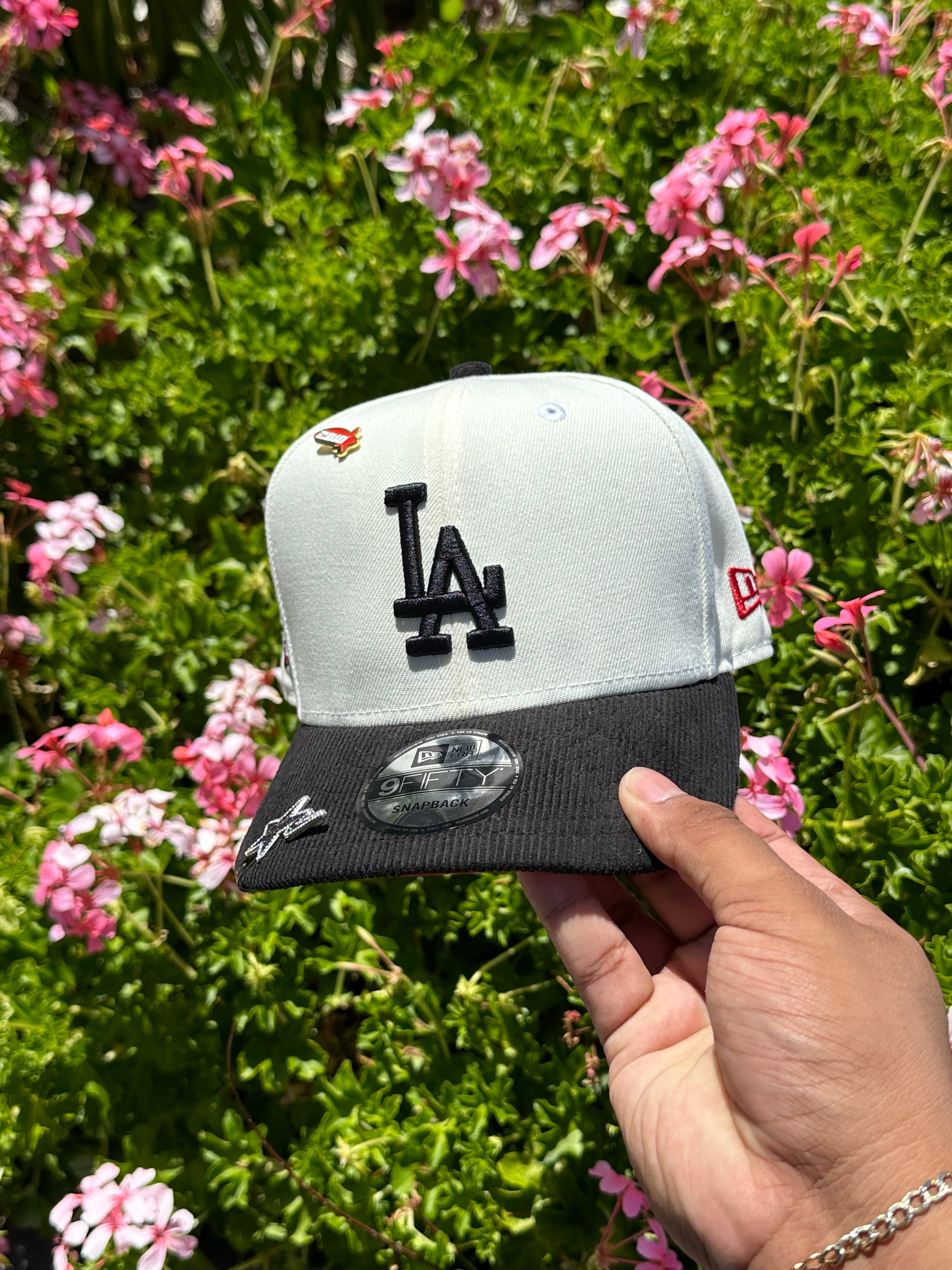 New Era 9FIFTY Los Angeles Dodgers Trucker Snapback Hat Black White