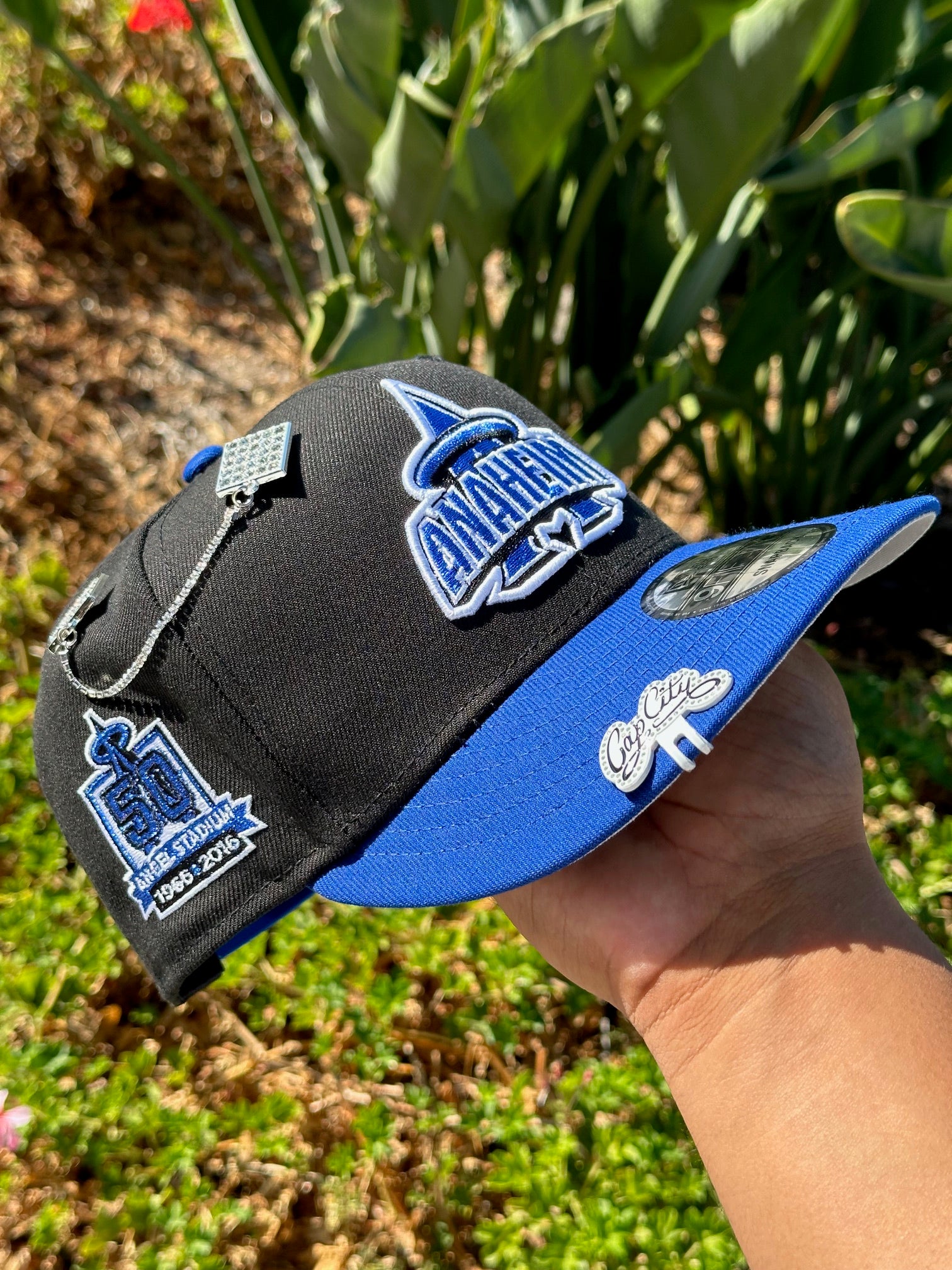 NEW ERA 9FIFTY BLACK/BLUE ANAHEIM ANGELS SNAPBACK W/ 50TH ANNIVERSARY SIDE PATCH