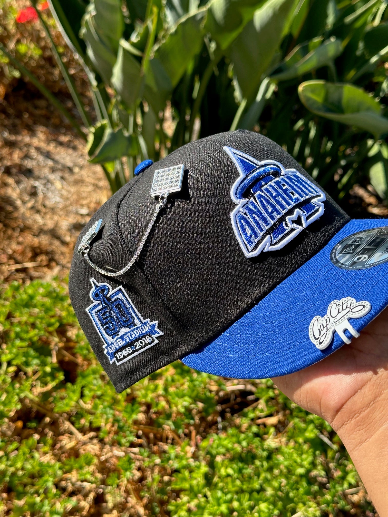 NEW ERA 9FIFTY BLACK/BLUE ANAHEIM ANGELS SNAPBACK W/ 50TH ANNIVERSARY SIDE PATCH