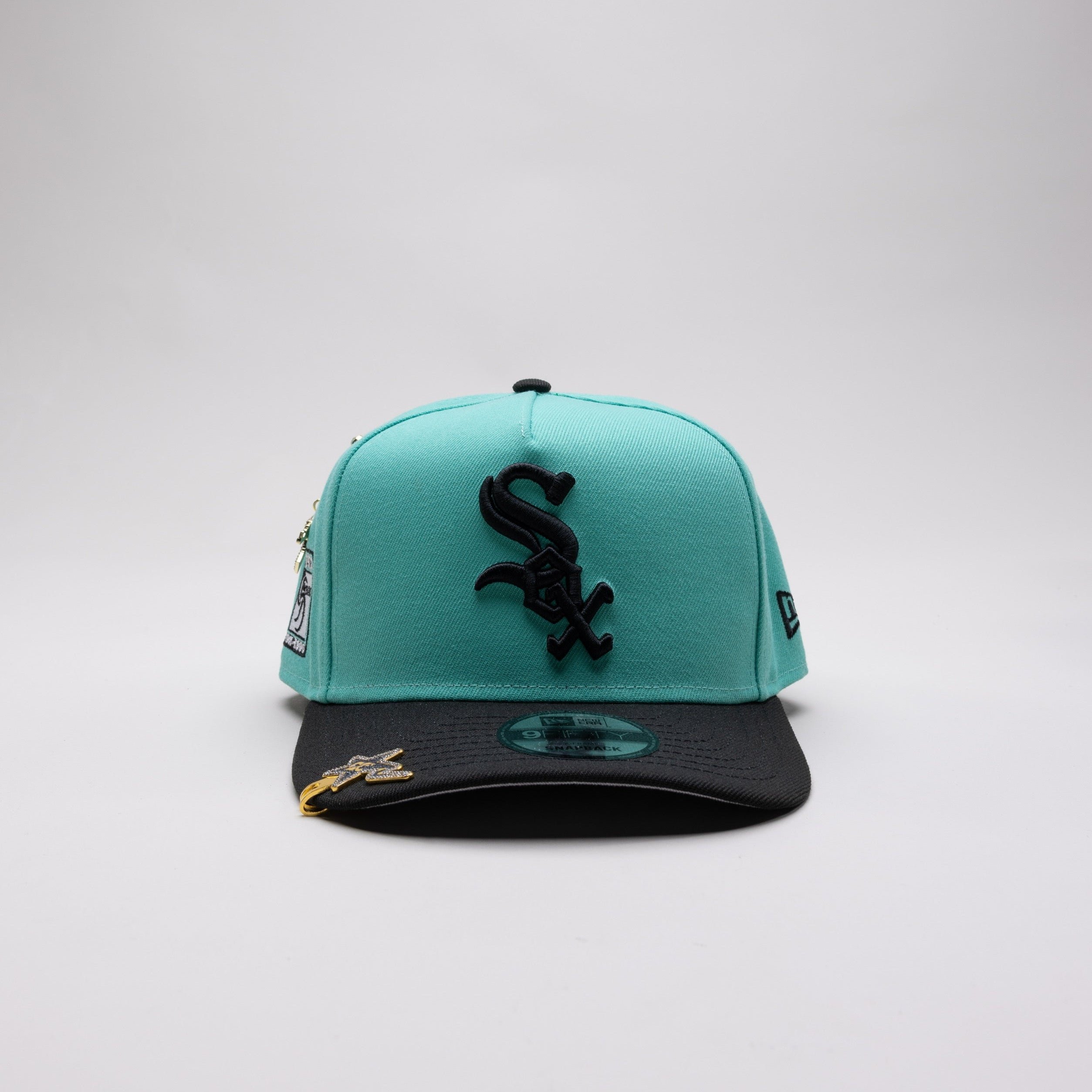 NEW ERA EXCLUSIVE 9FIFTY A-FRAME TURQUOISE/ BLACK CHICAGO WHITE SOX W/ 95TH ANNIVERSARY SIDE PATCH