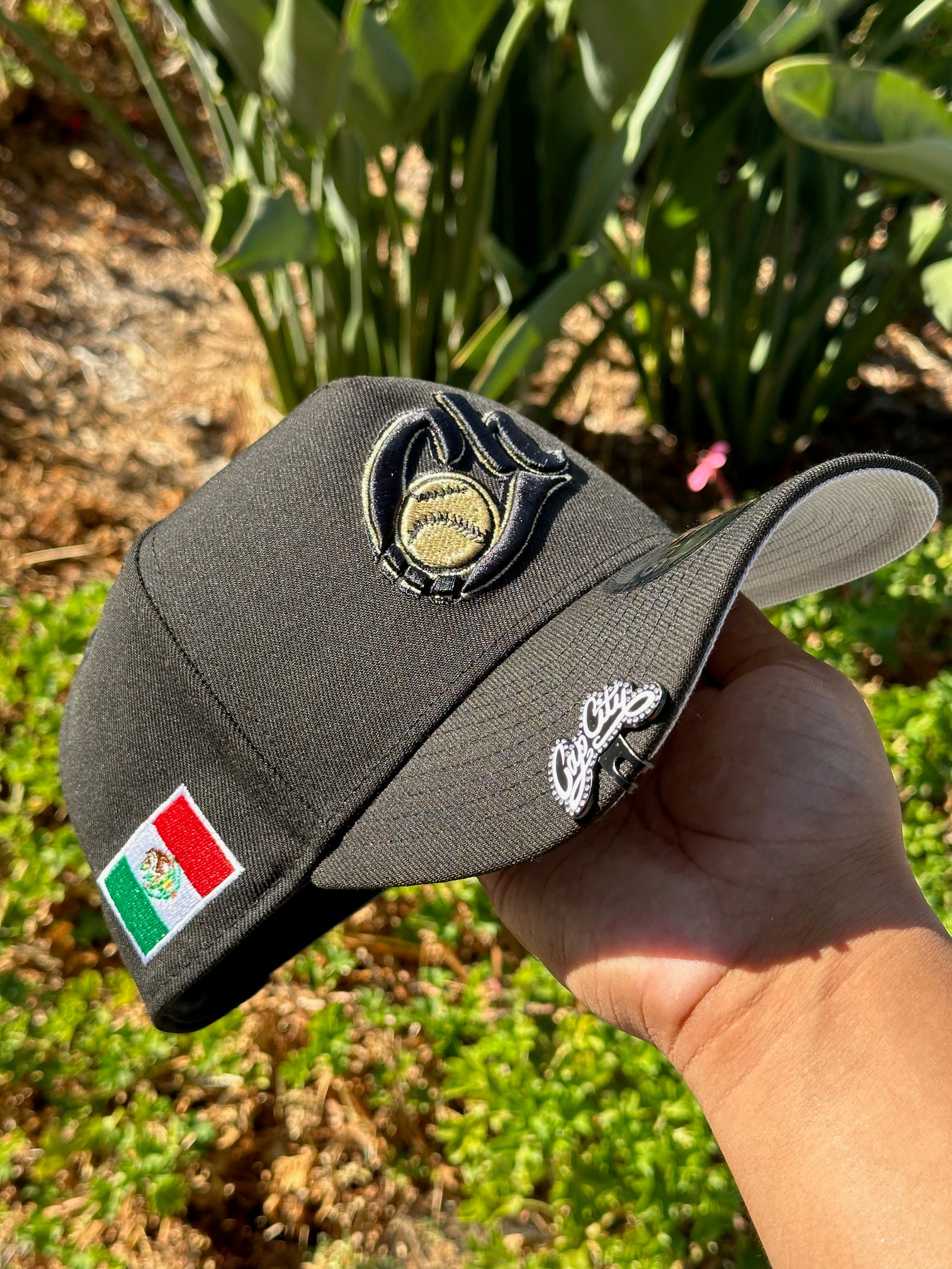 NEW ERA EXCLUSIVE 9FORTY A-FRAME BLACK CHARROS DE JALISCO W/MEXICO FLAG SIDE PATCH