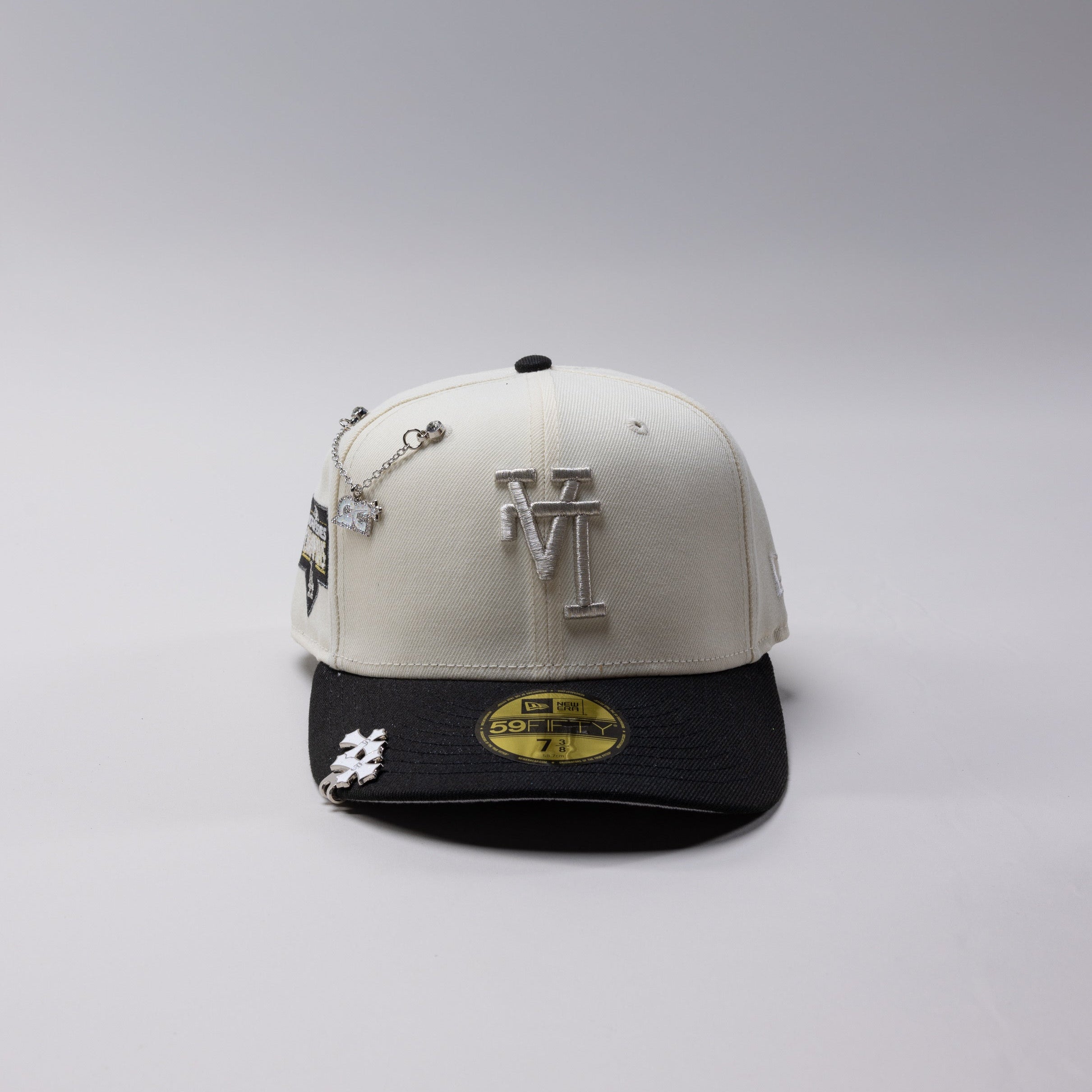 NEW ERA EXCLUSIVE 59FIFTY CHROME/ BLACK UPSIDE DOWN LOS ANGELES DODGERS W/ 2020 WORLD SERIES CHAMPIONS SIDE PATCH