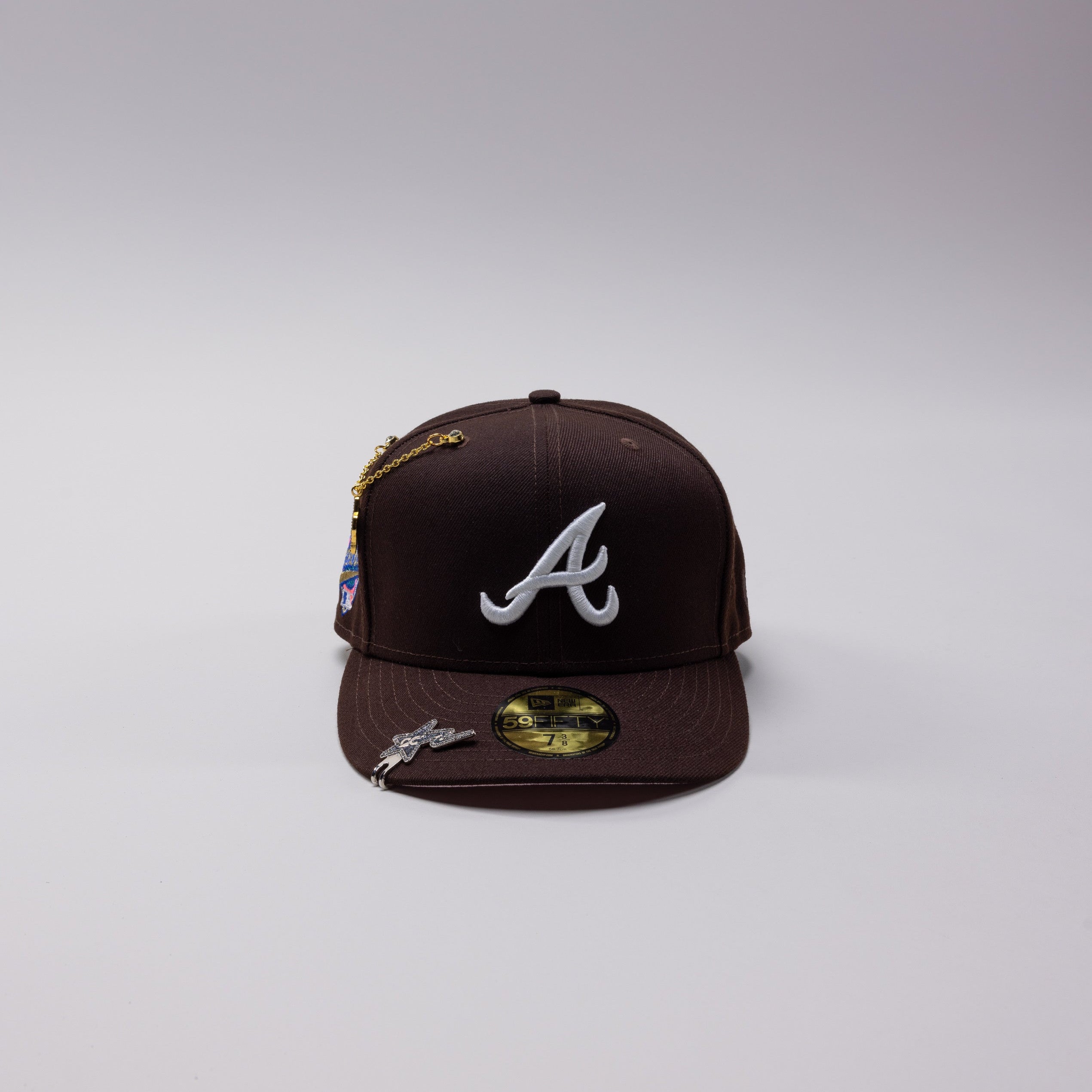 NEW ERA 59FIFTY BROWN ATLANTA BRAVES W/ 1992 WORLD SERIES SIDE PATCH