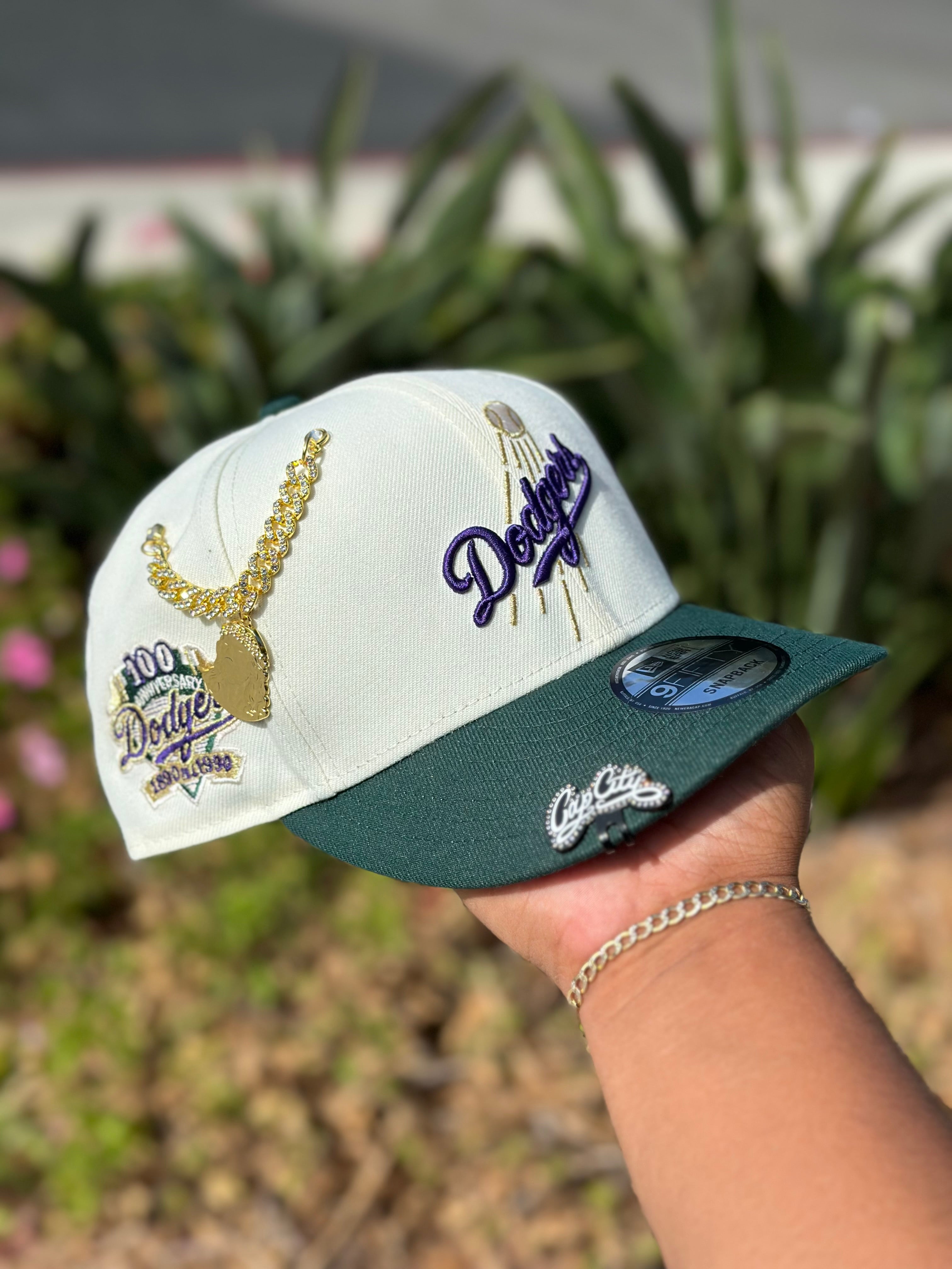 NEW ERA EXCLUSIVE 9FIFTY CHROME WHITE/FOREST GREEN LOS ANGELES DODGERS SNAPBACK W/ 100TH ANNIVERSARY SIDE PATCH