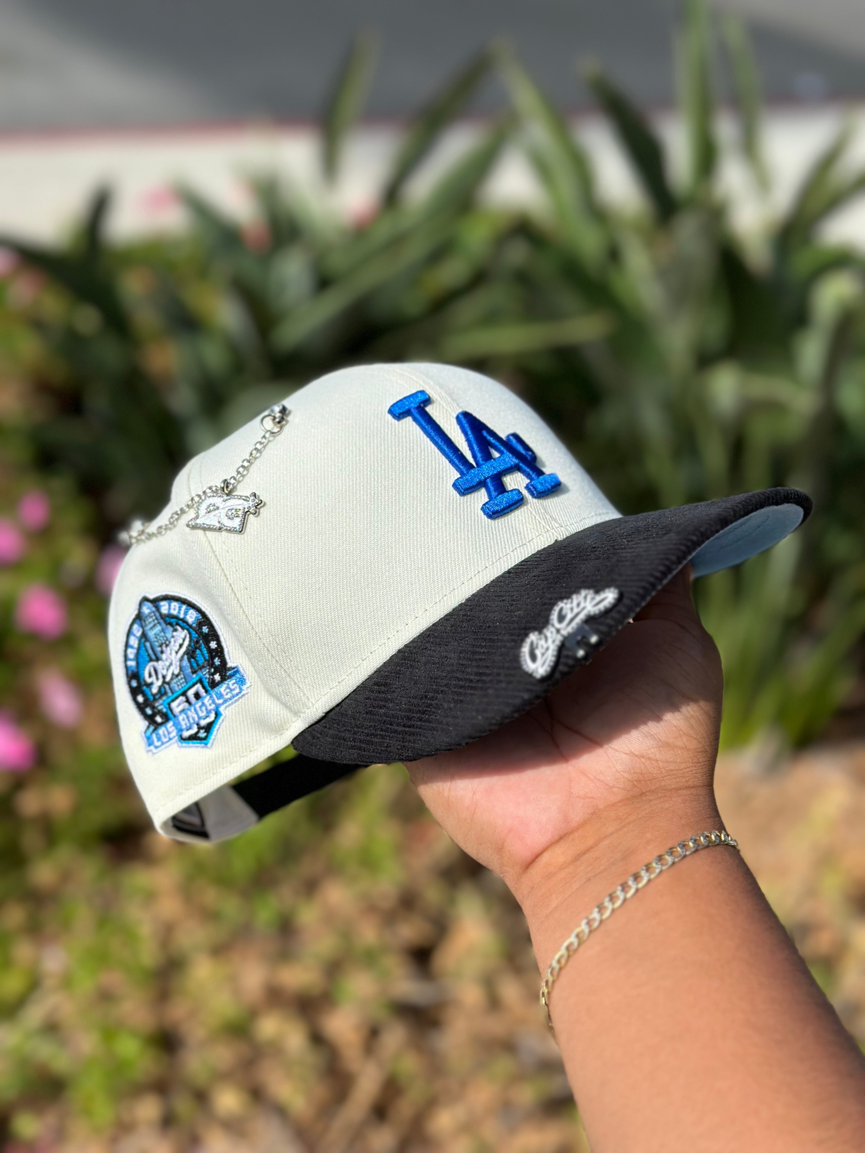 NEW ERA EXCLUSIVE 9FIFTY CHROME WHITE/CORDROY LOS ANGELES DODGERS SNAPBACK W/ 60TH ANNIVERSARY SIDE PATCH