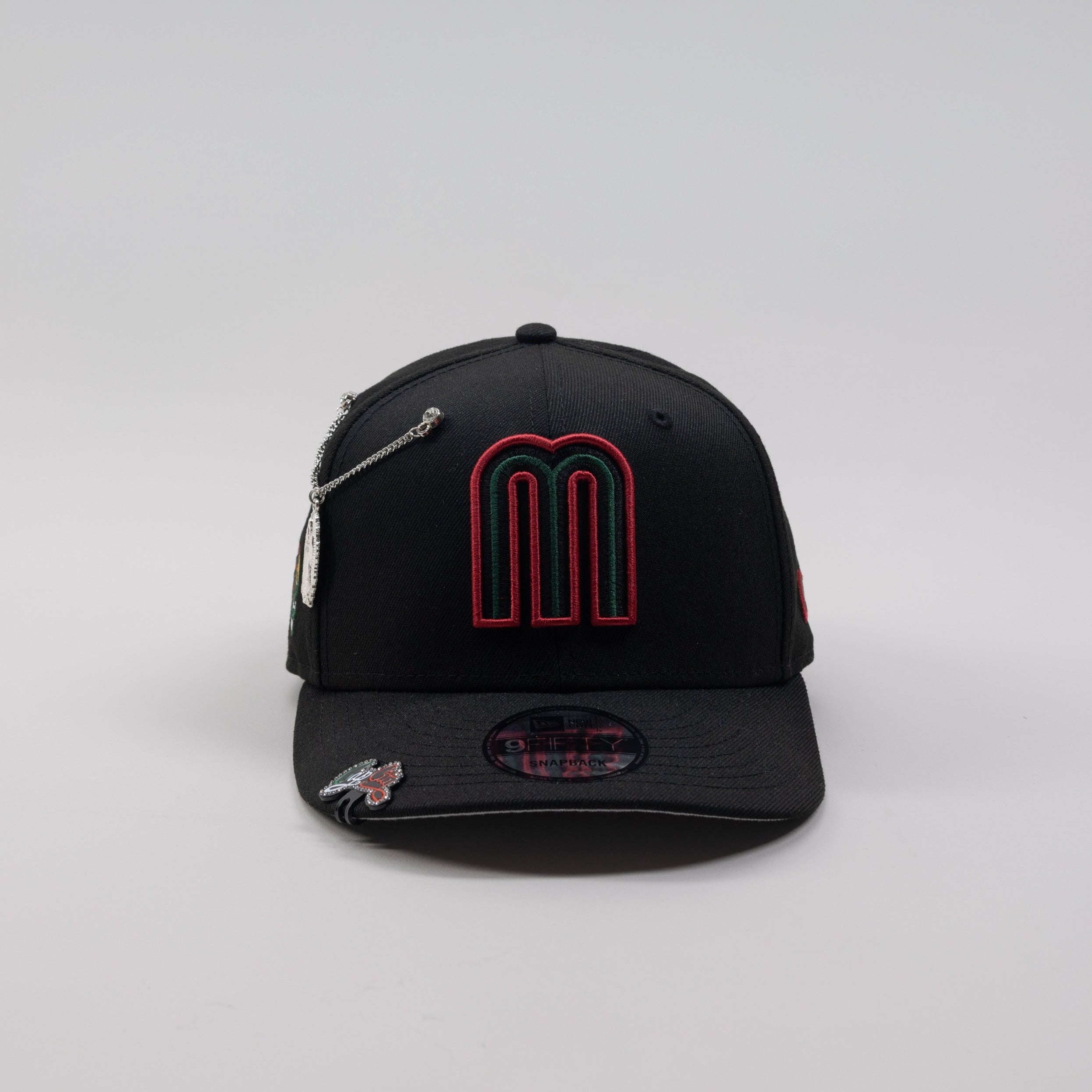 NEW ERA EXCLUSIVE 9FIFTY BLACK MEXICO SNAPBACK W/ "CALAVERA" SIDE PATCH