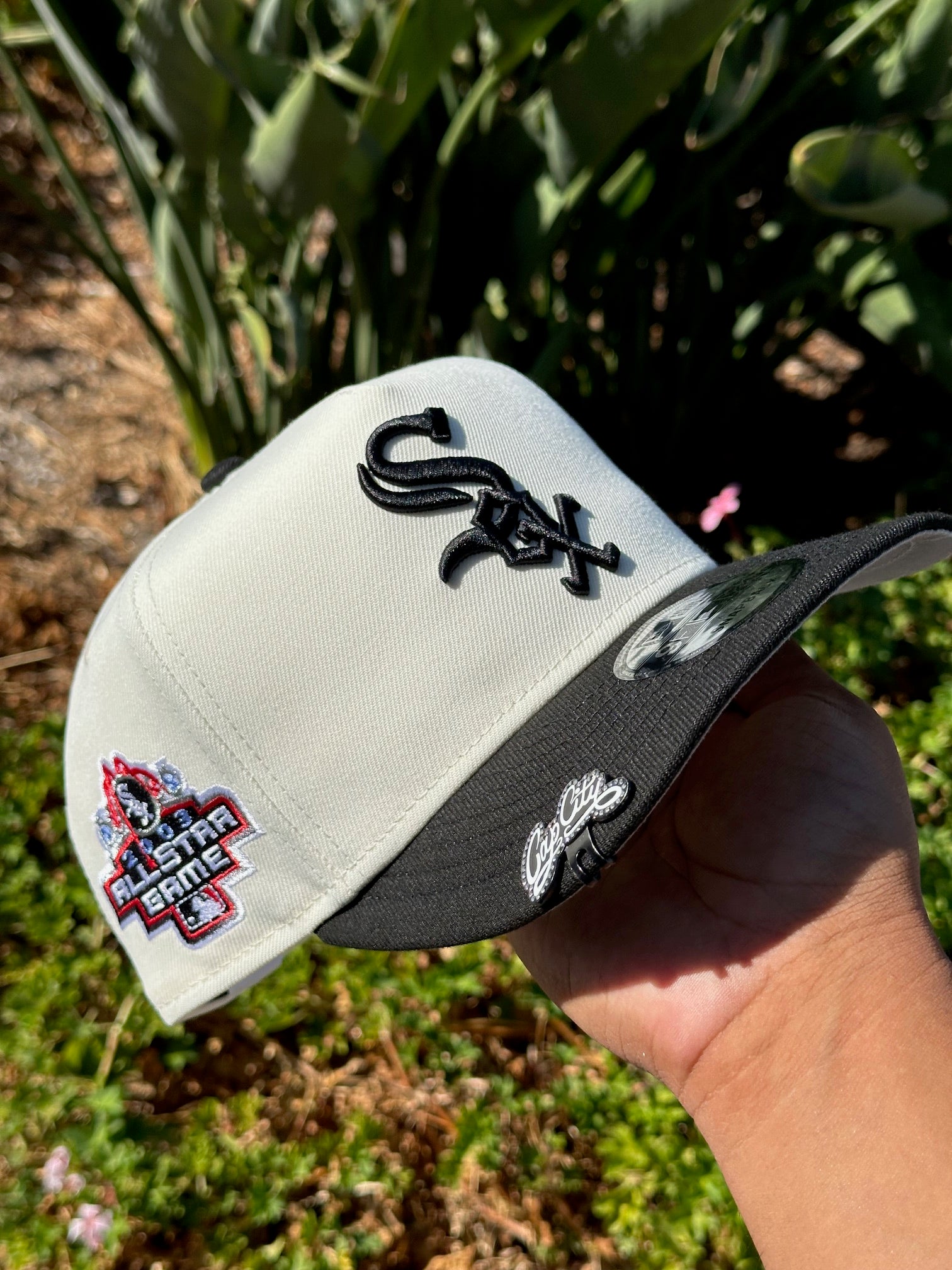 NEW ERA EXCLUSIVE 9FIFTY A-FRAME CHROME WHITE/BLACK CHICAGO WHITE SOX W/ 2003 ALL STAR GAME SIDE PATCH