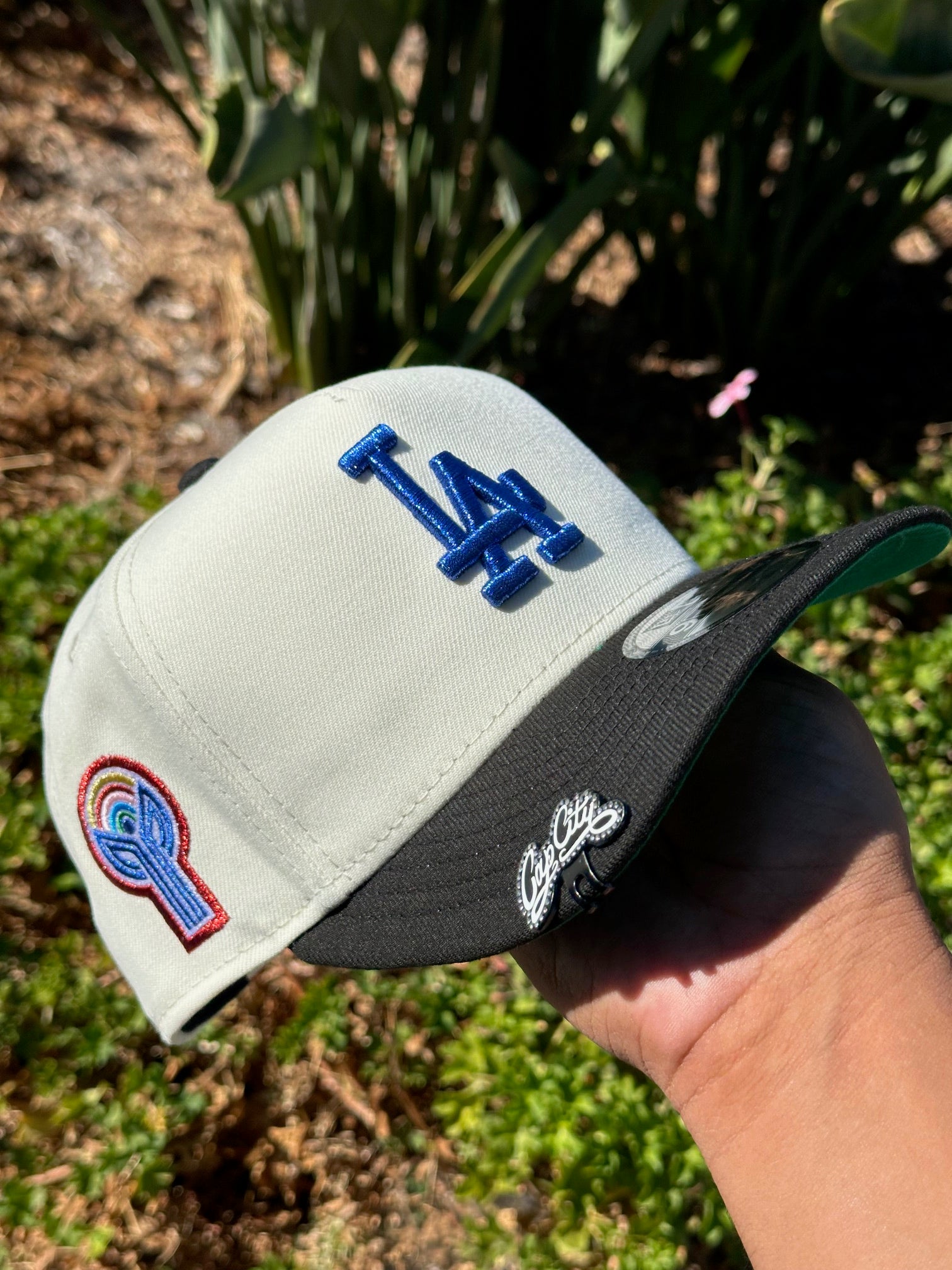 NEW ERA EXCLUSIVE 9FIFTY A-FRAME CHROME WHITE/BLACK LOS ANGELES DODGERS SNAPBACK W/  SIDE PATCH