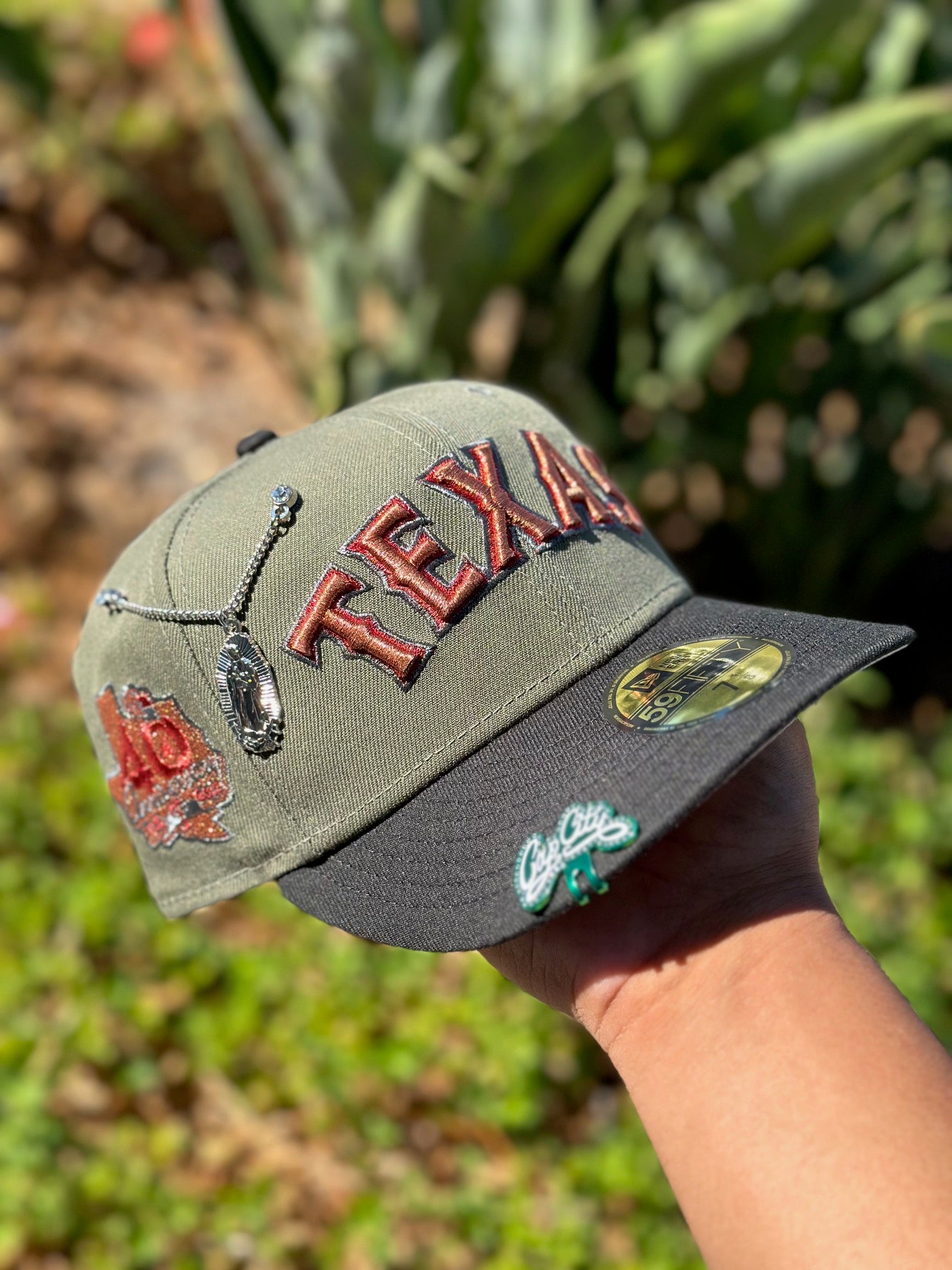 NEW ERA EXCLUSIVE 59FIFTY OLIVE/BLACK TEXAS RANGERS SCRIPT W/ 40TH ANNIVERSARY SIDE PATCH