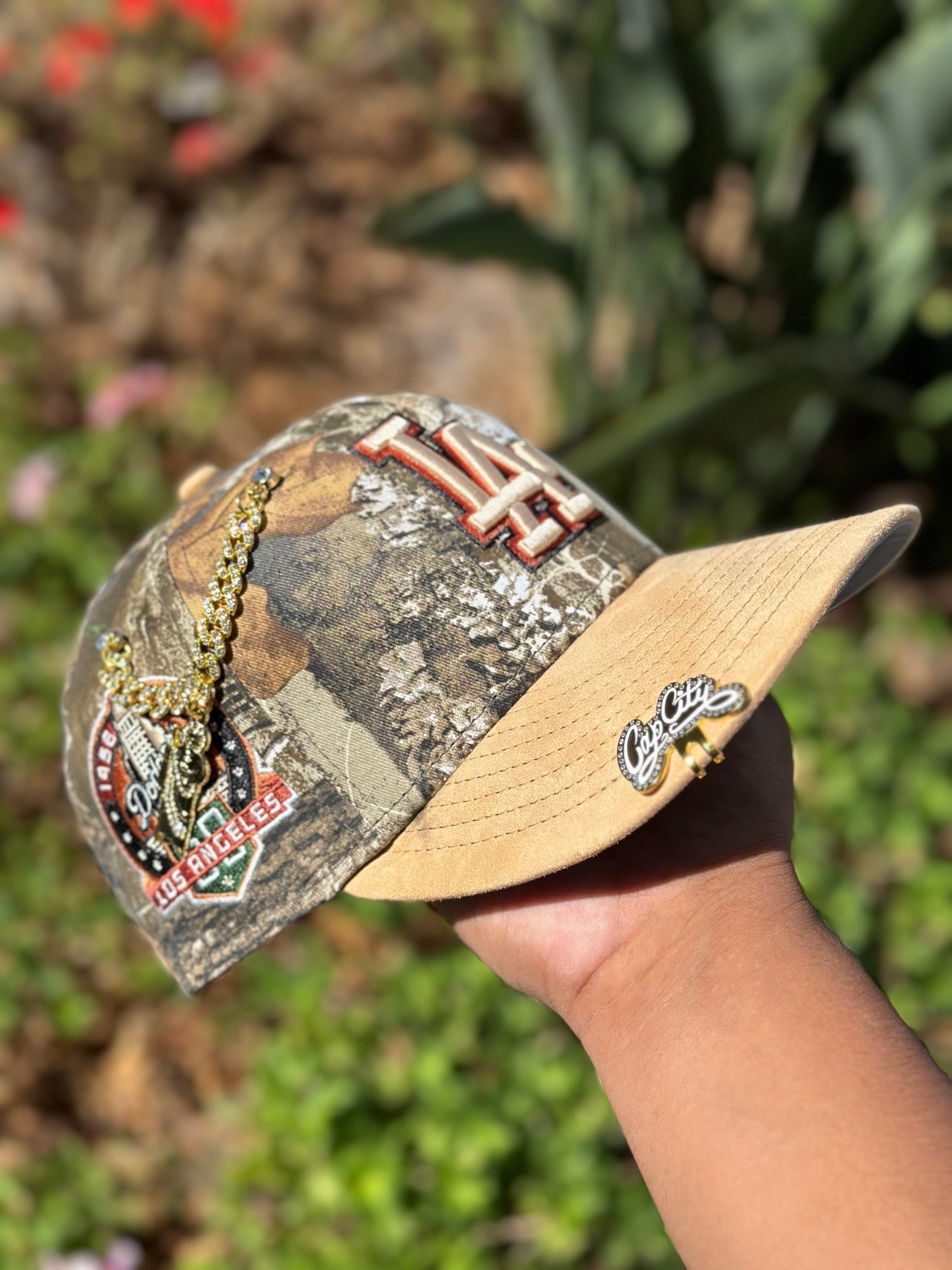 NEW ERA EXCLUSIVE 59FIFTY REALTREE/KHAKI SWAY LOS ANGELES DODGERS W/ 60TH ANNIVERSARY SIDE PATCH