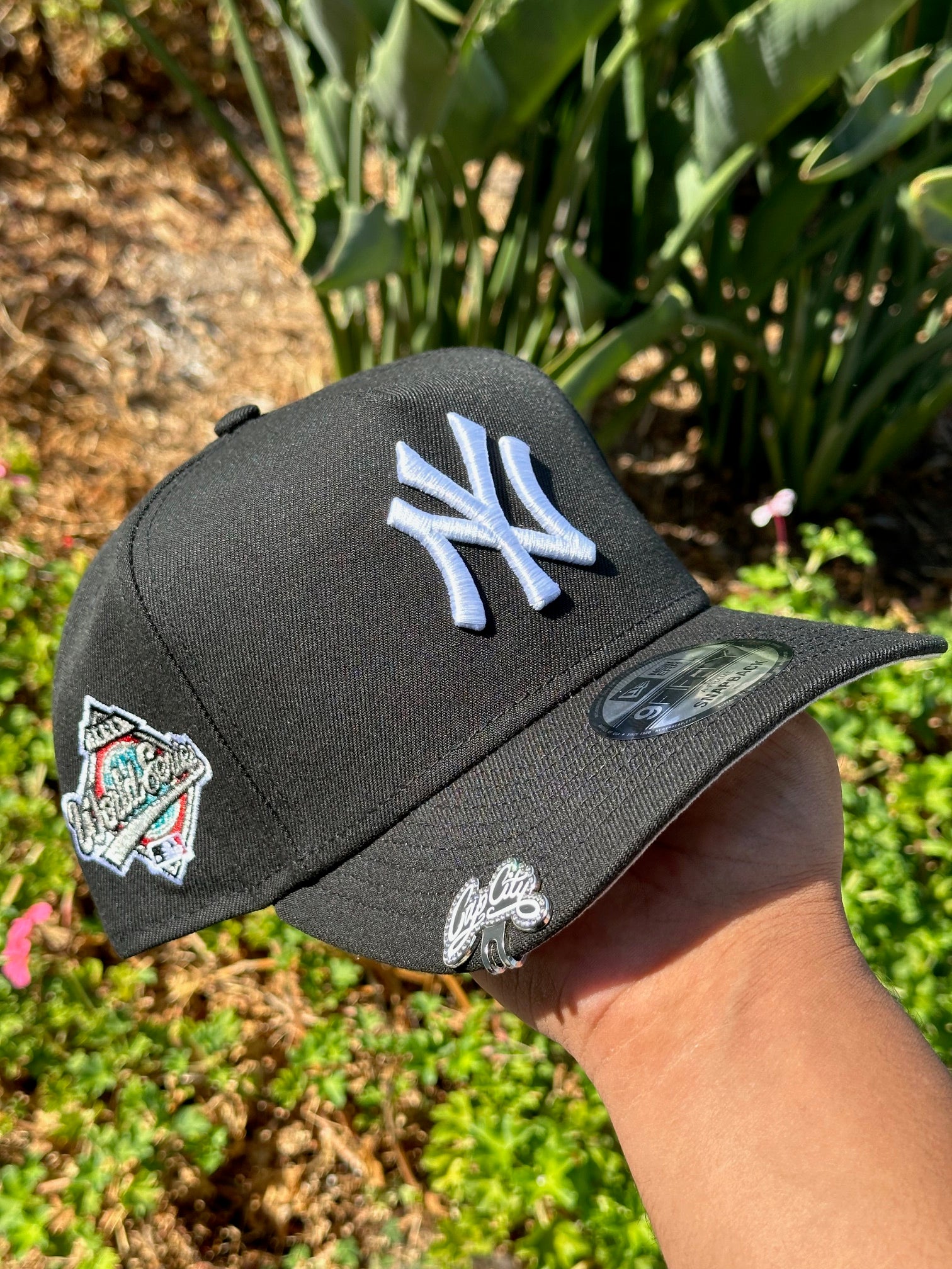 NEW ERA EXCLUSIVE 9FIFTY A-FRAME BLACK NEW YORK YANKEES SNAPBACK W/ 1996 WORLD SERIES SIDE PATCH