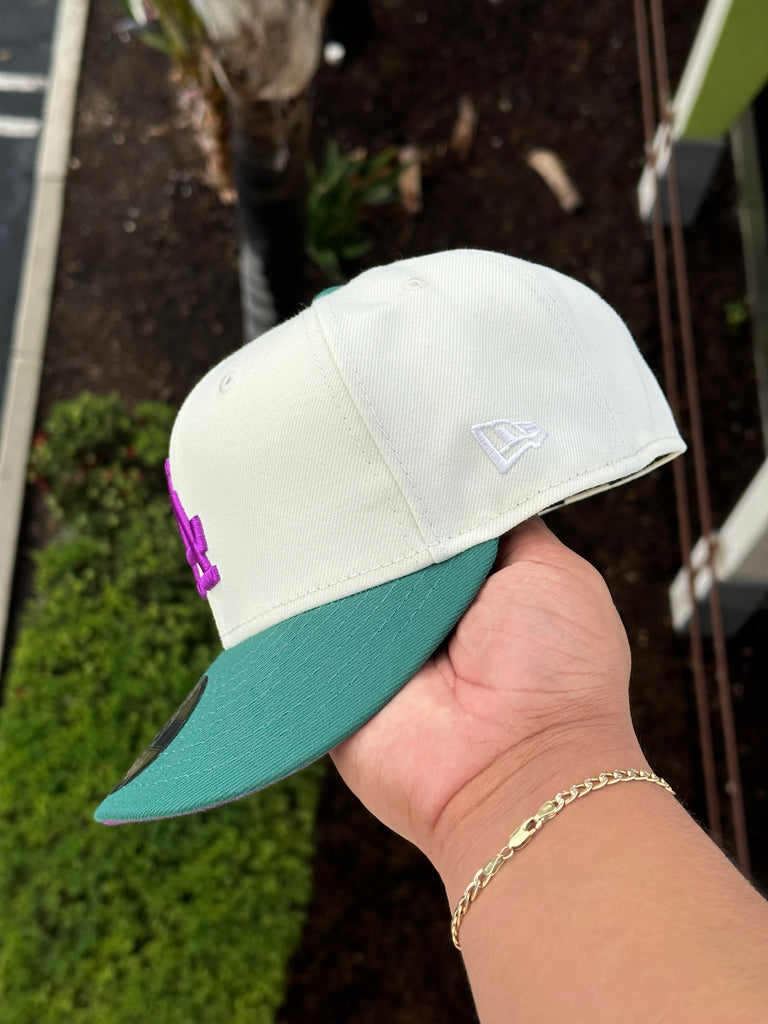 NEW ERA EXCLUSIVE 59FIFTY CHROME WHITE/FOREST GREEN LOS ANGELES