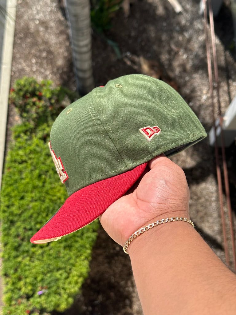 7 1/8 New Cap City OFF WHITE/PURPLE MEXICO 2TONE W/ MEXICO FLAG PATCH  (GREEN UV)